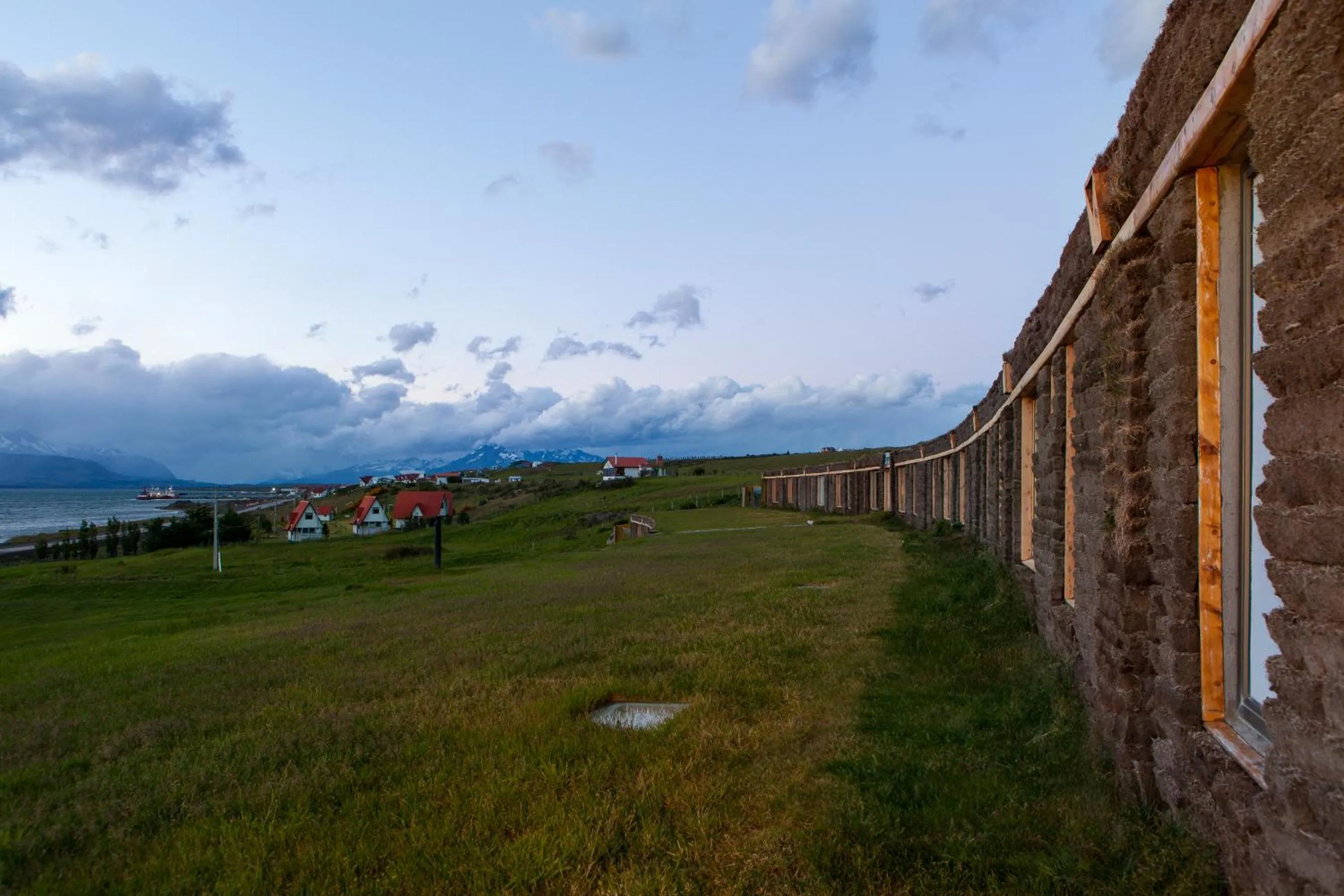Facade/entrance in Hotel Altiplanico Puerto Natales