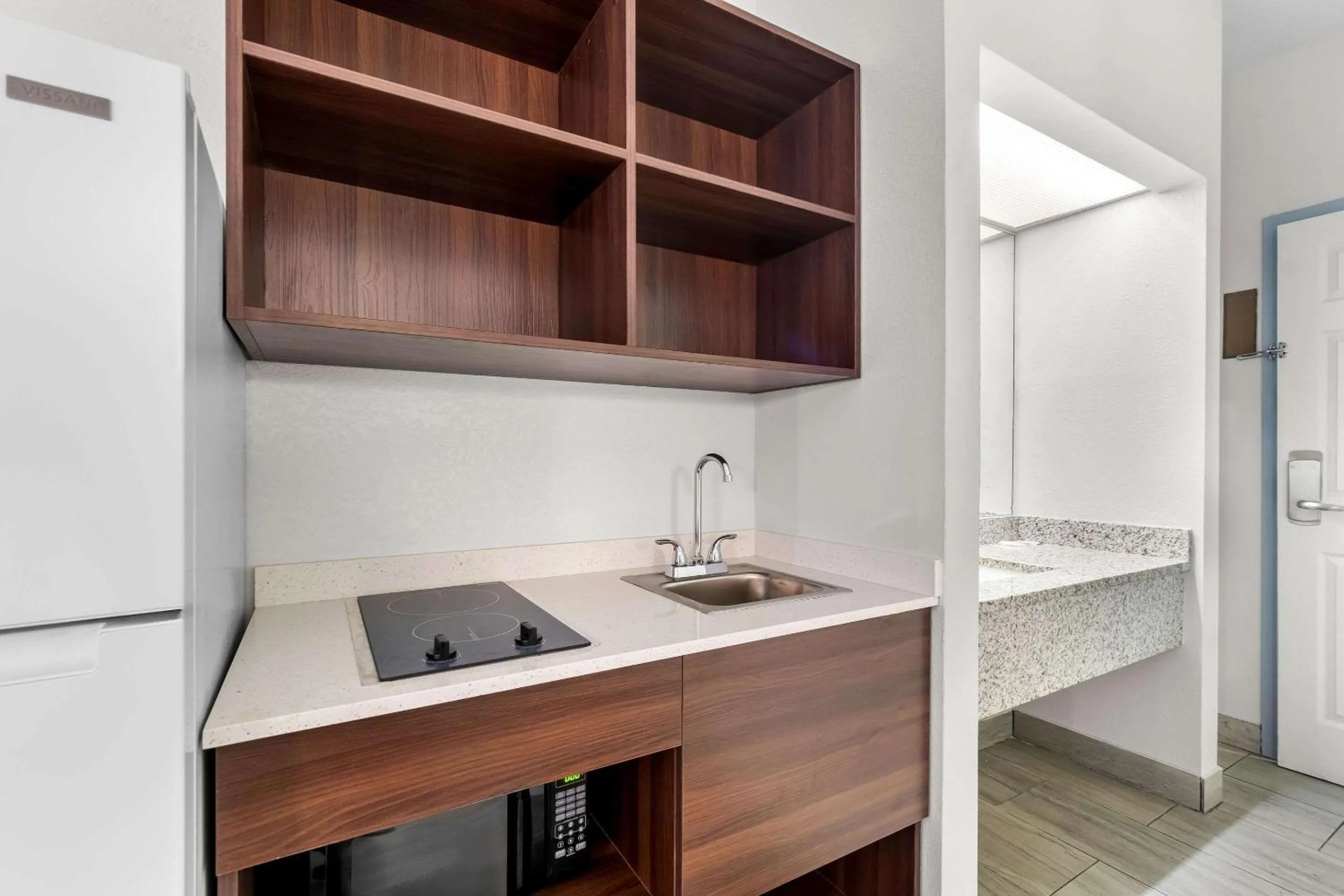 Bedroom in Americas Best Value Inn - Chattanooga