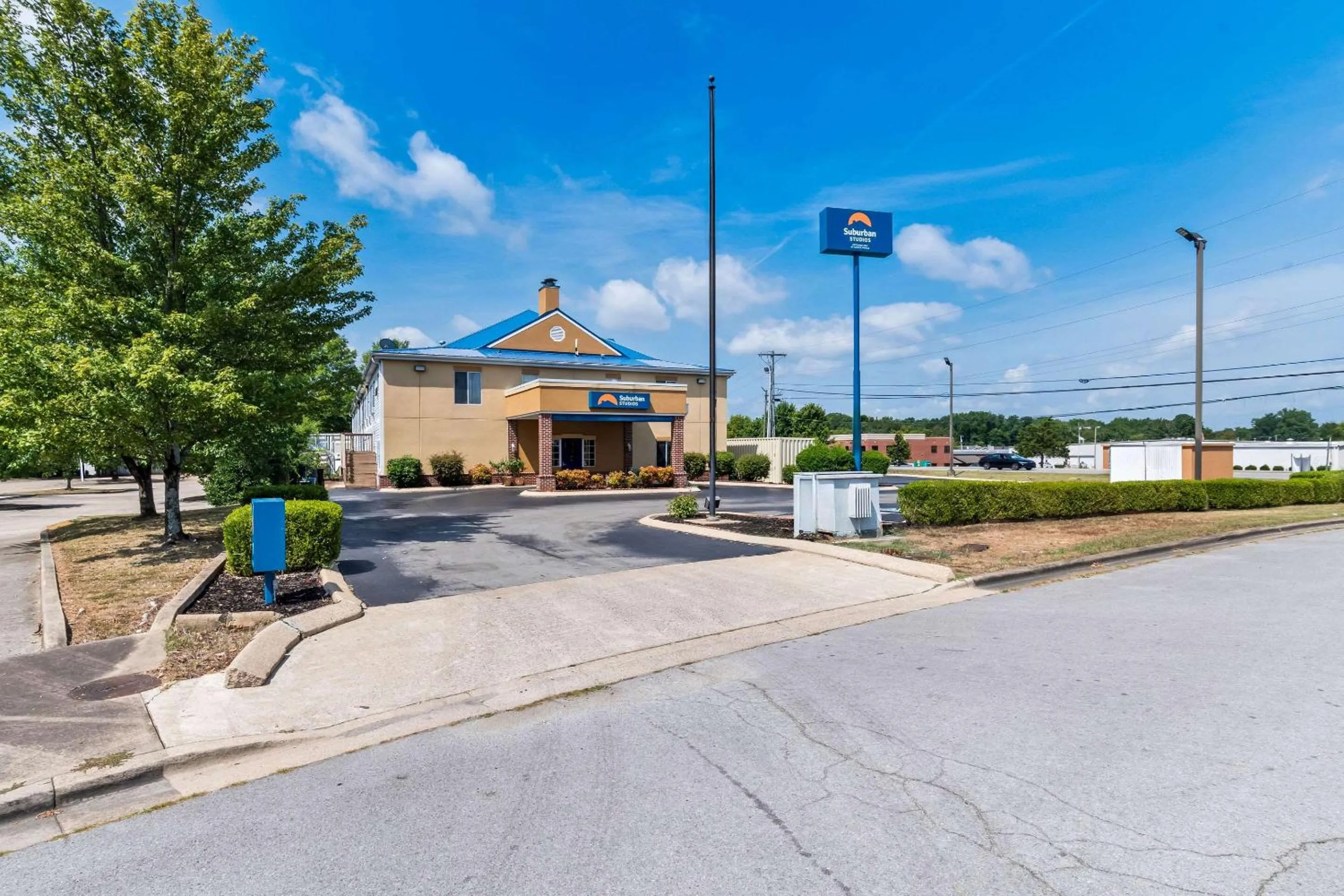 Property building in Americas Best Value Inn - Chattanooga