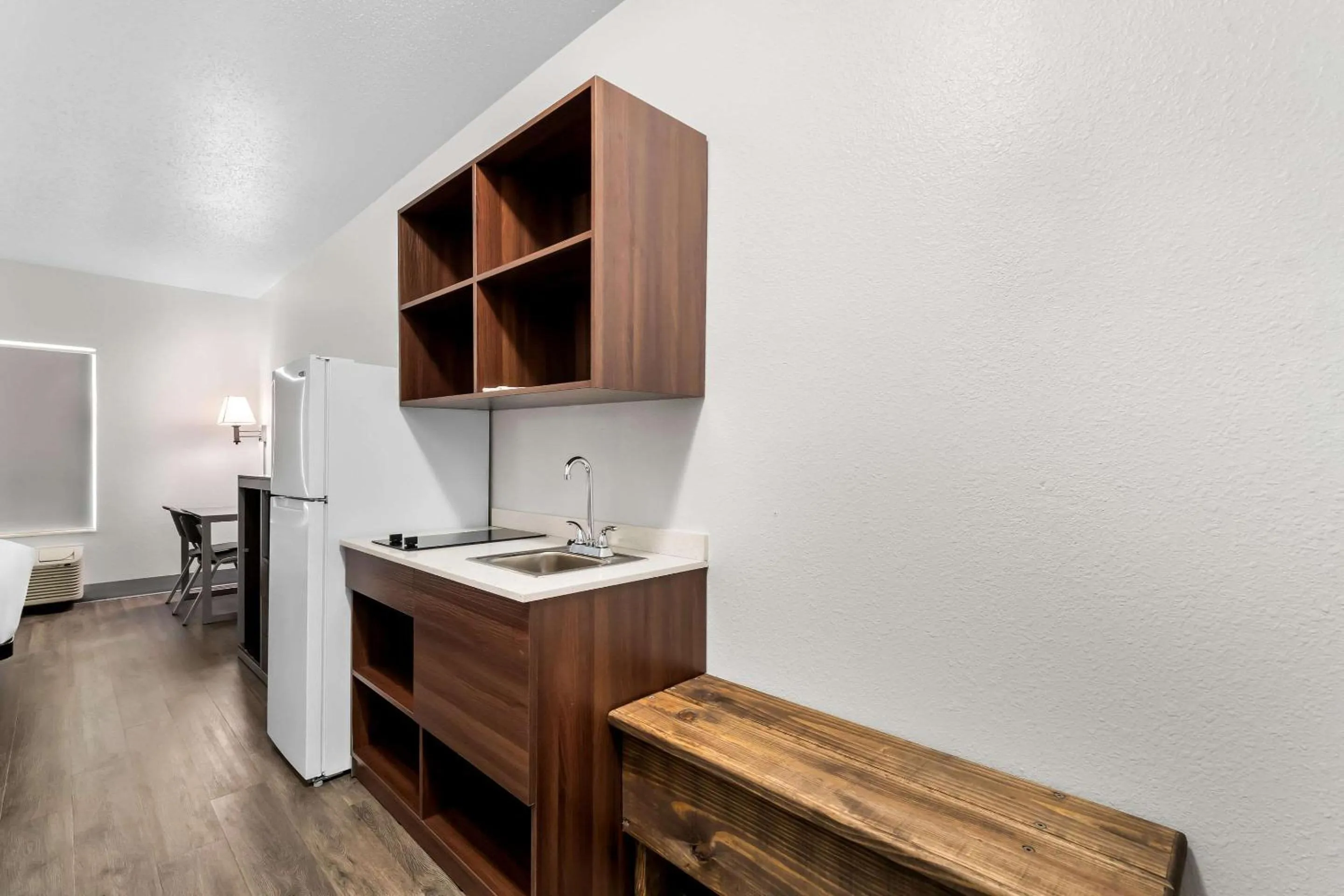 Bedroom in Americas Best Value Inn - Chattanooga