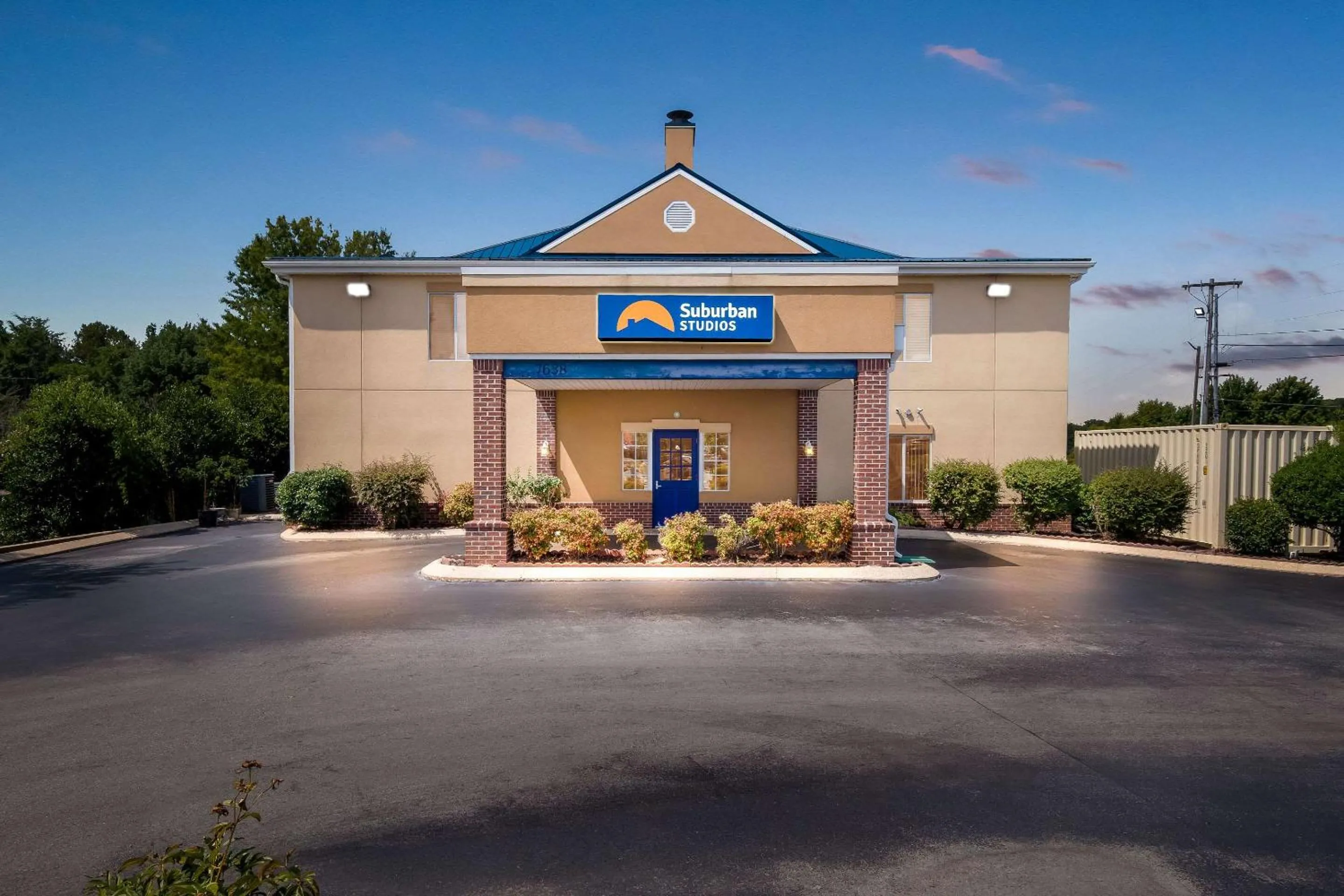 Property building in Americas Best Value Inn - Chattanooga