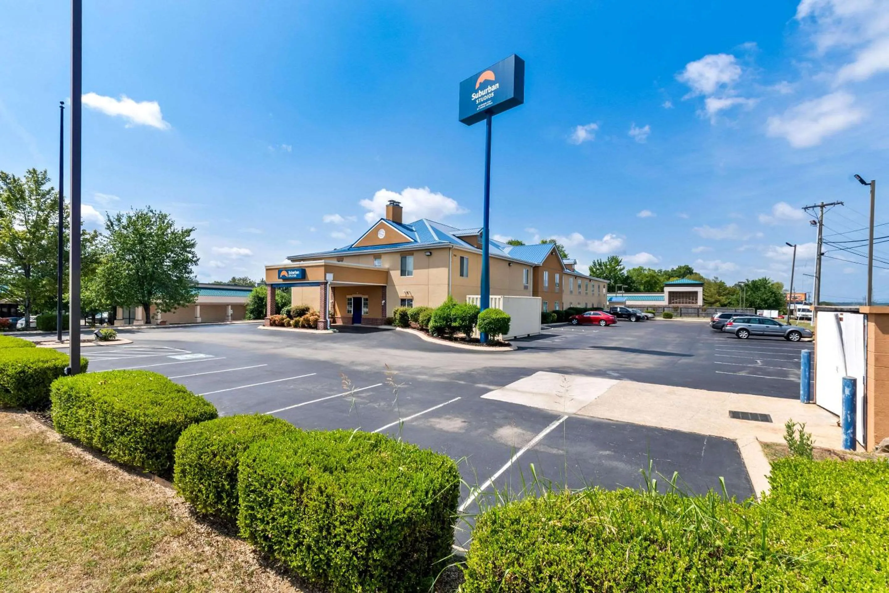 Property building in Americas Best Value Inn - Chattanooga