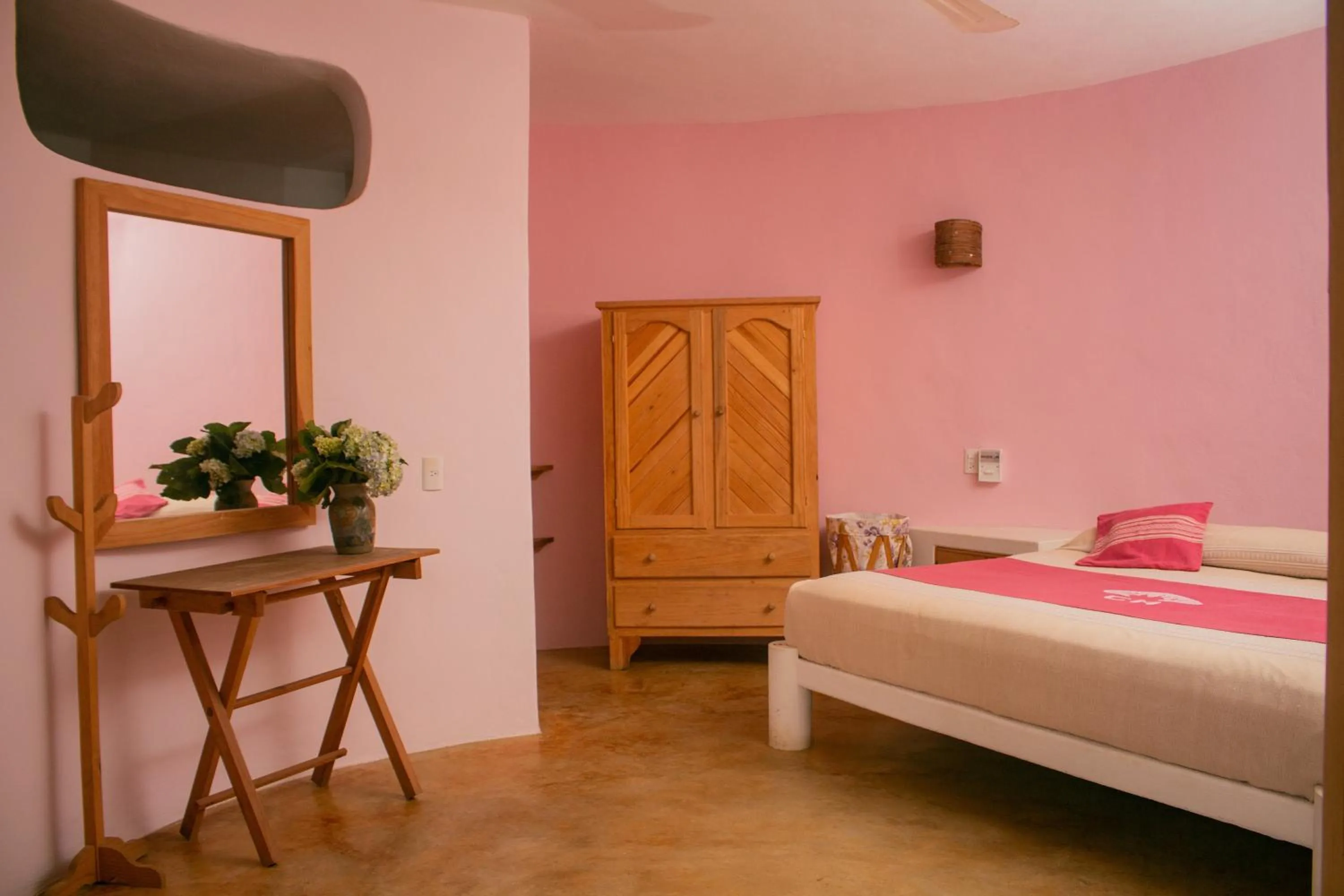 TV/Entertainment Center in Casa Morena