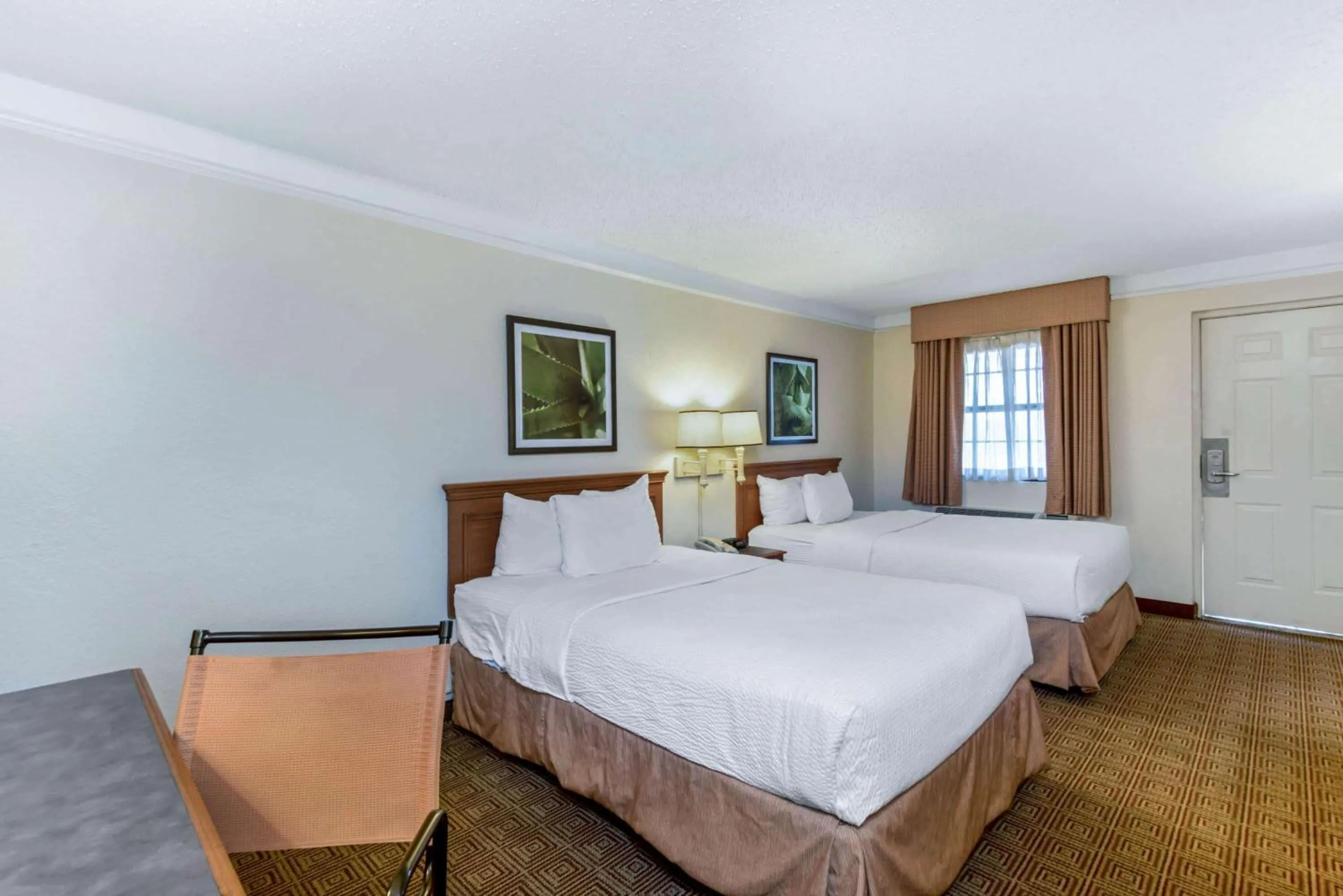 Double Room with Two Double Beds - Smoking in La Quinta Inn by Wyndham San Antonio I-35 N at Rittiman Rd