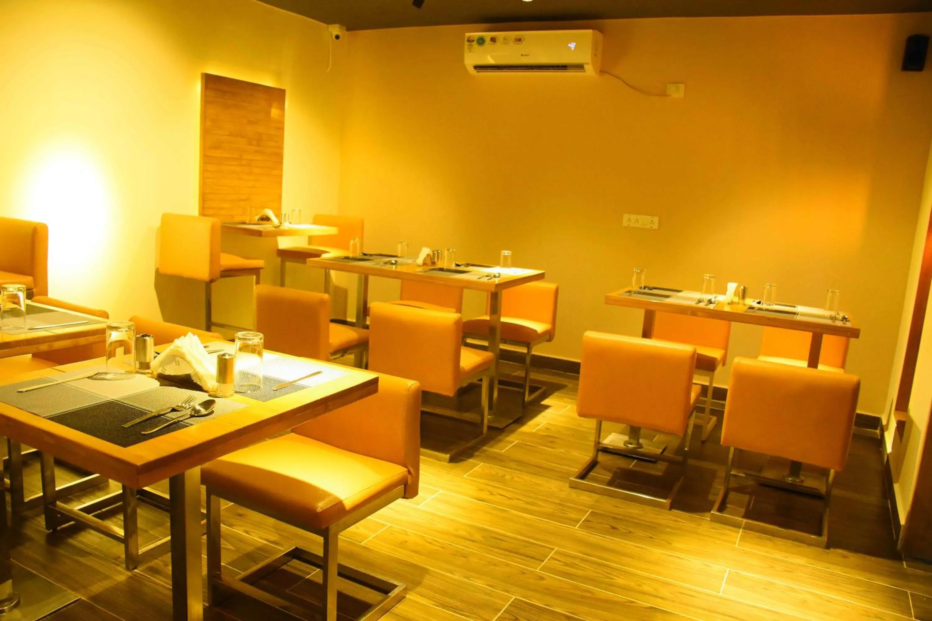 HOTEL KEK GRAND PARK