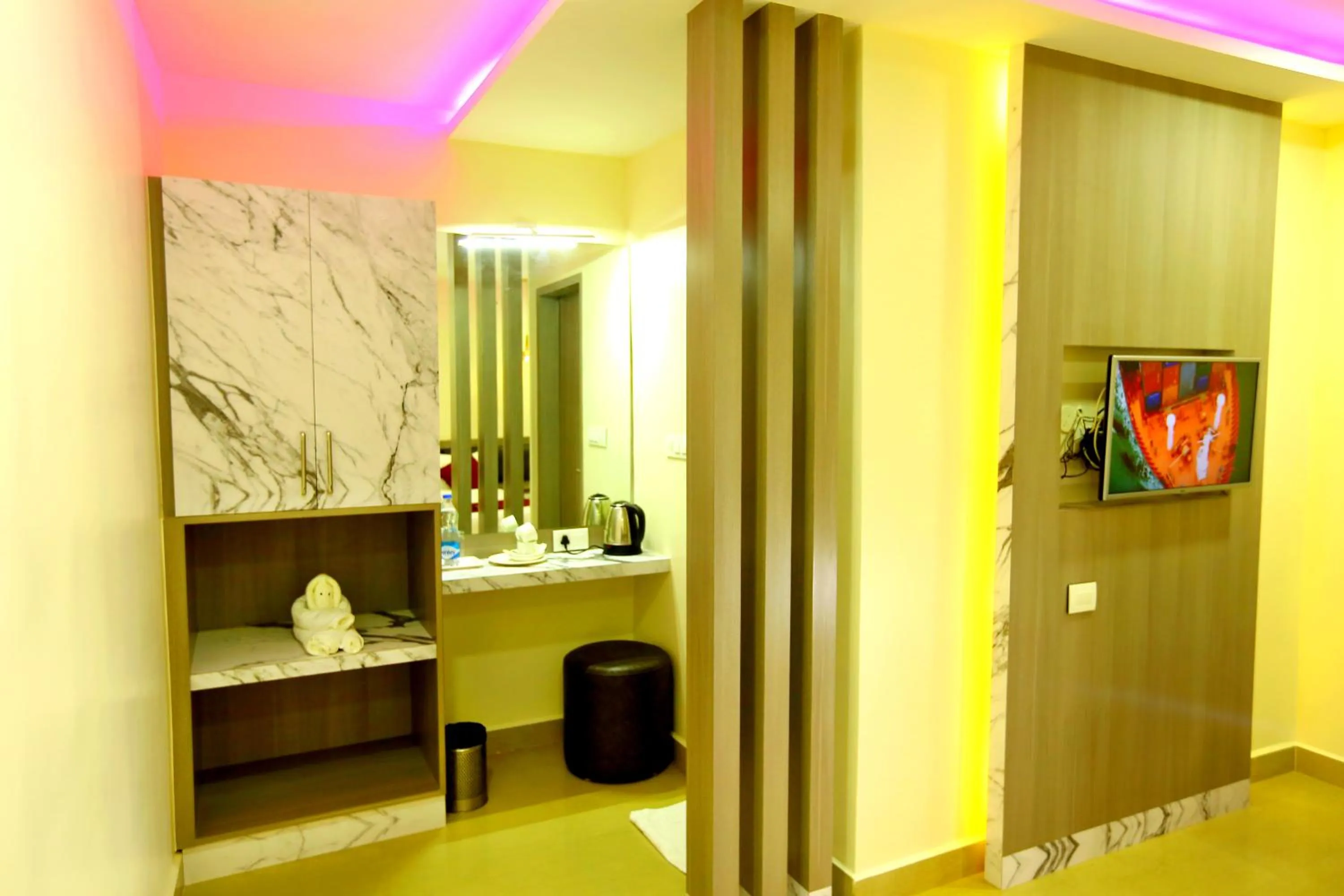 HOTEL KEK GRAND PARK