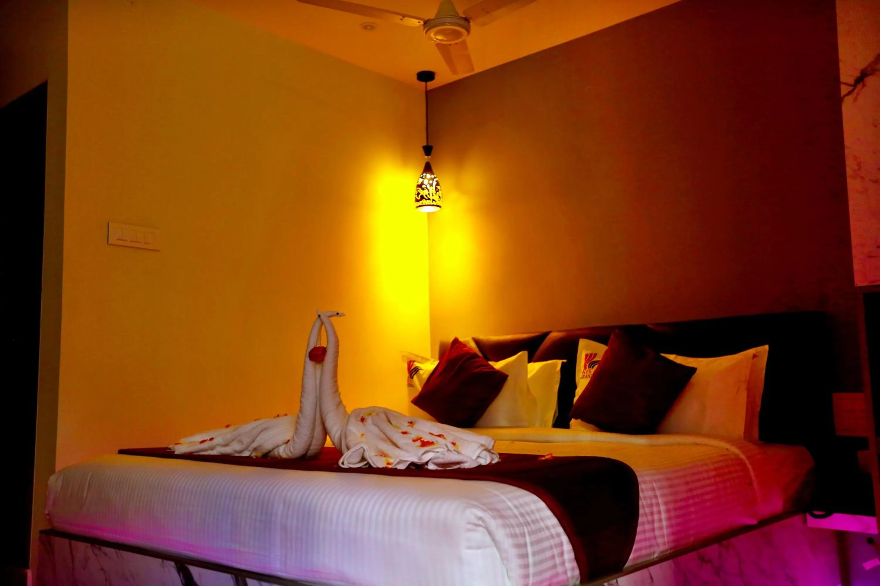 HOTEL KEK GRAND PARK