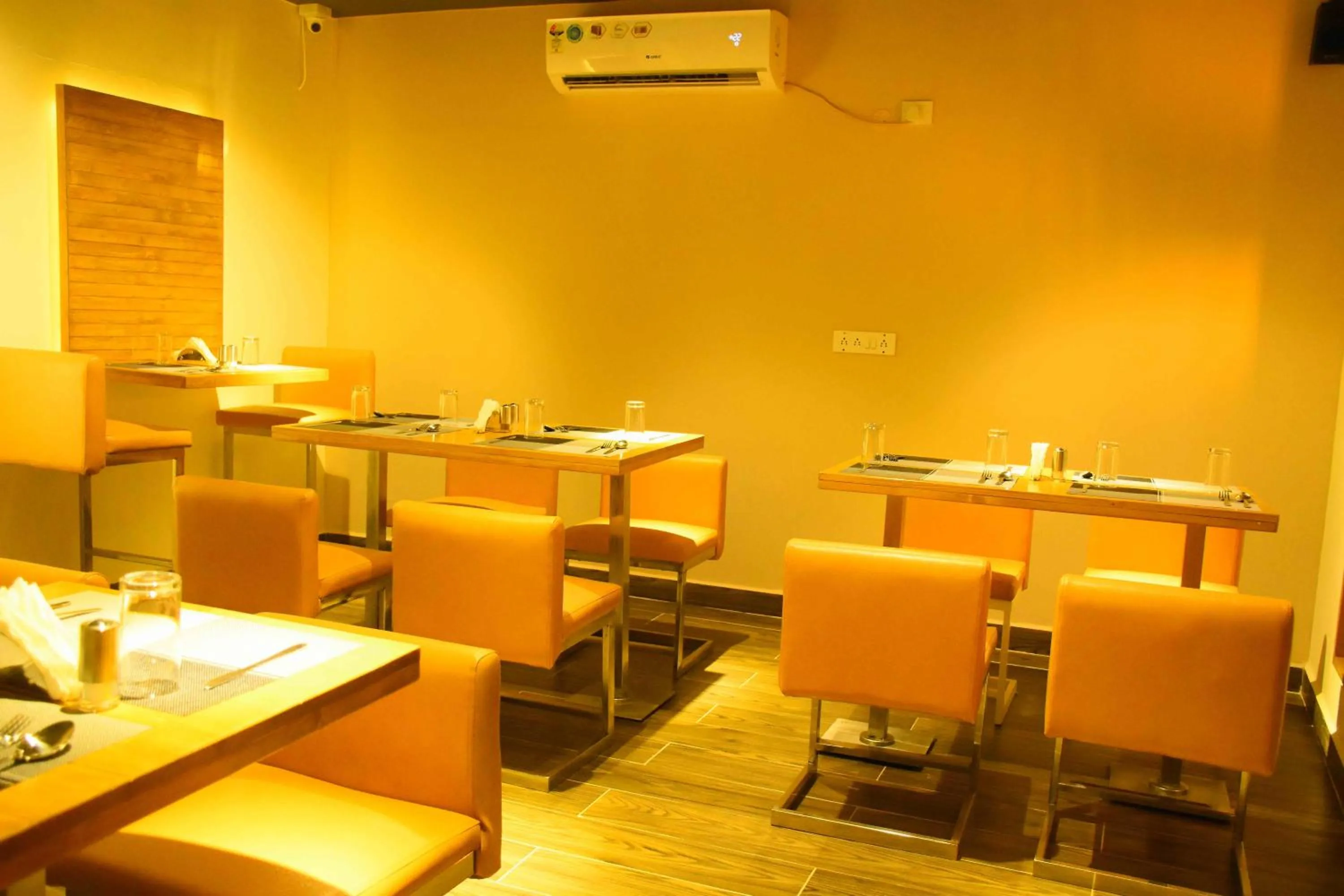 HOTEL KEK GRAND PARK