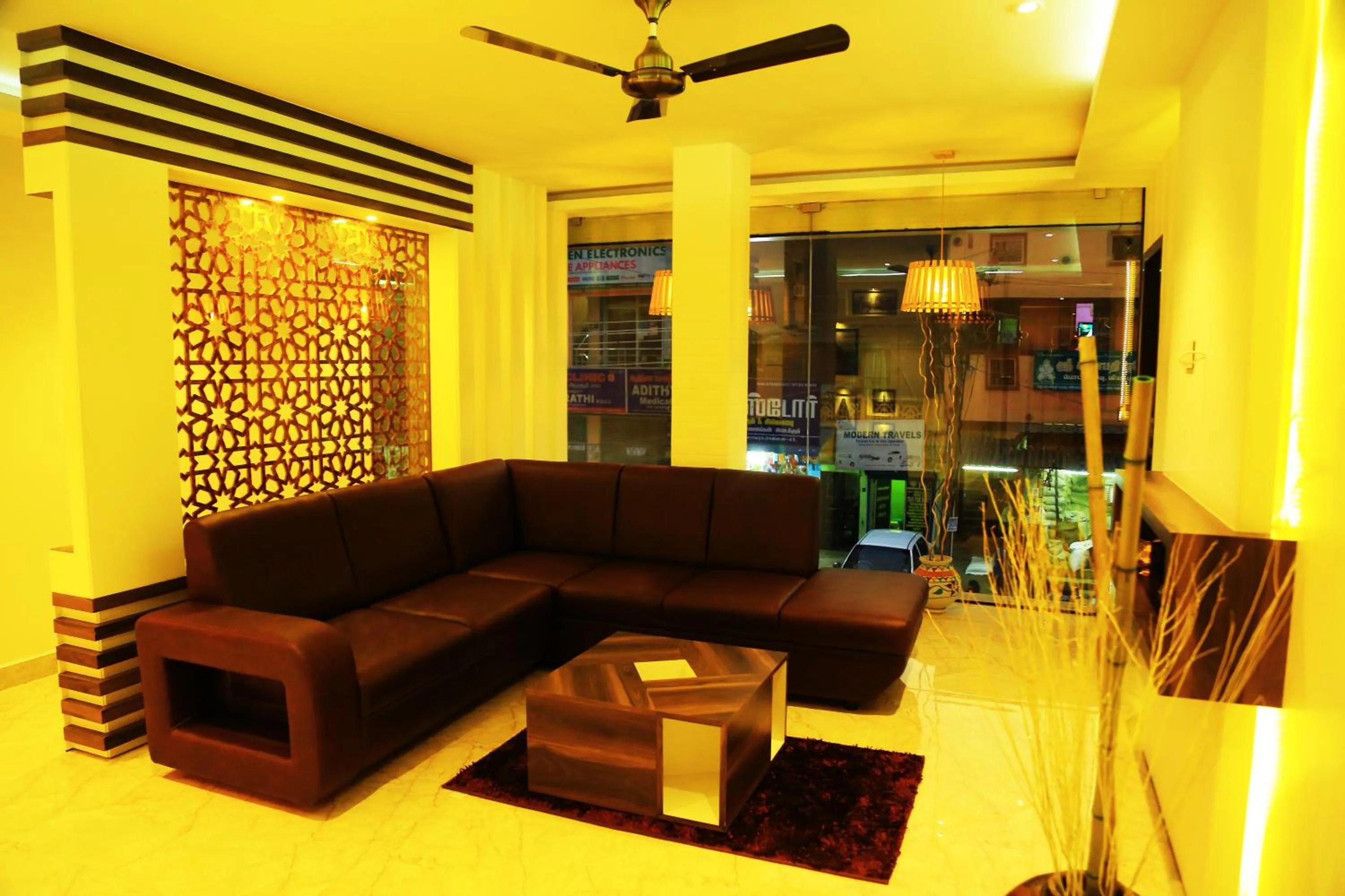 HOTEL KEK GRAND PARK