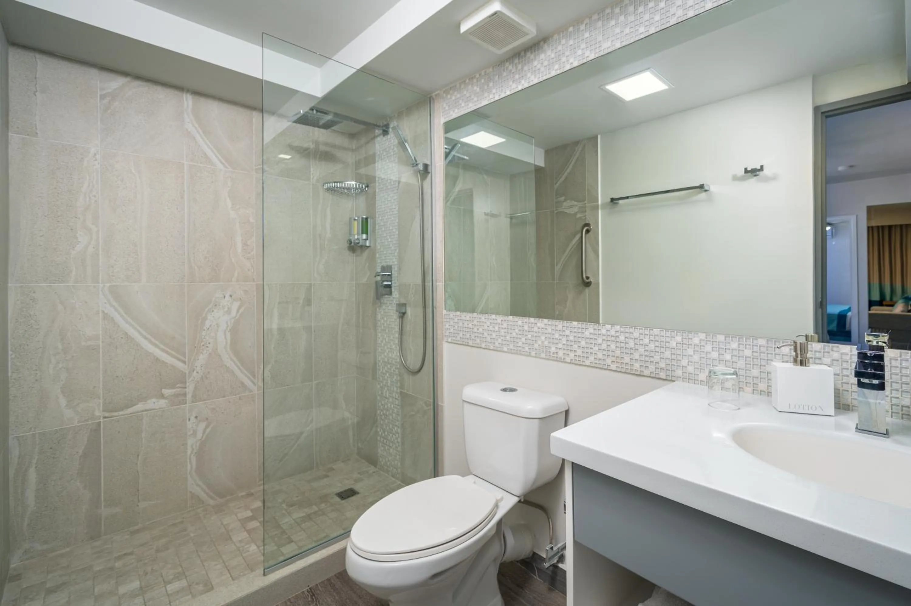 Bathroom in South Gap Hotel