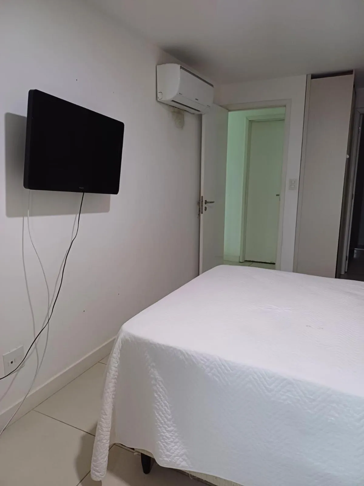 Bed in Residencial pacific