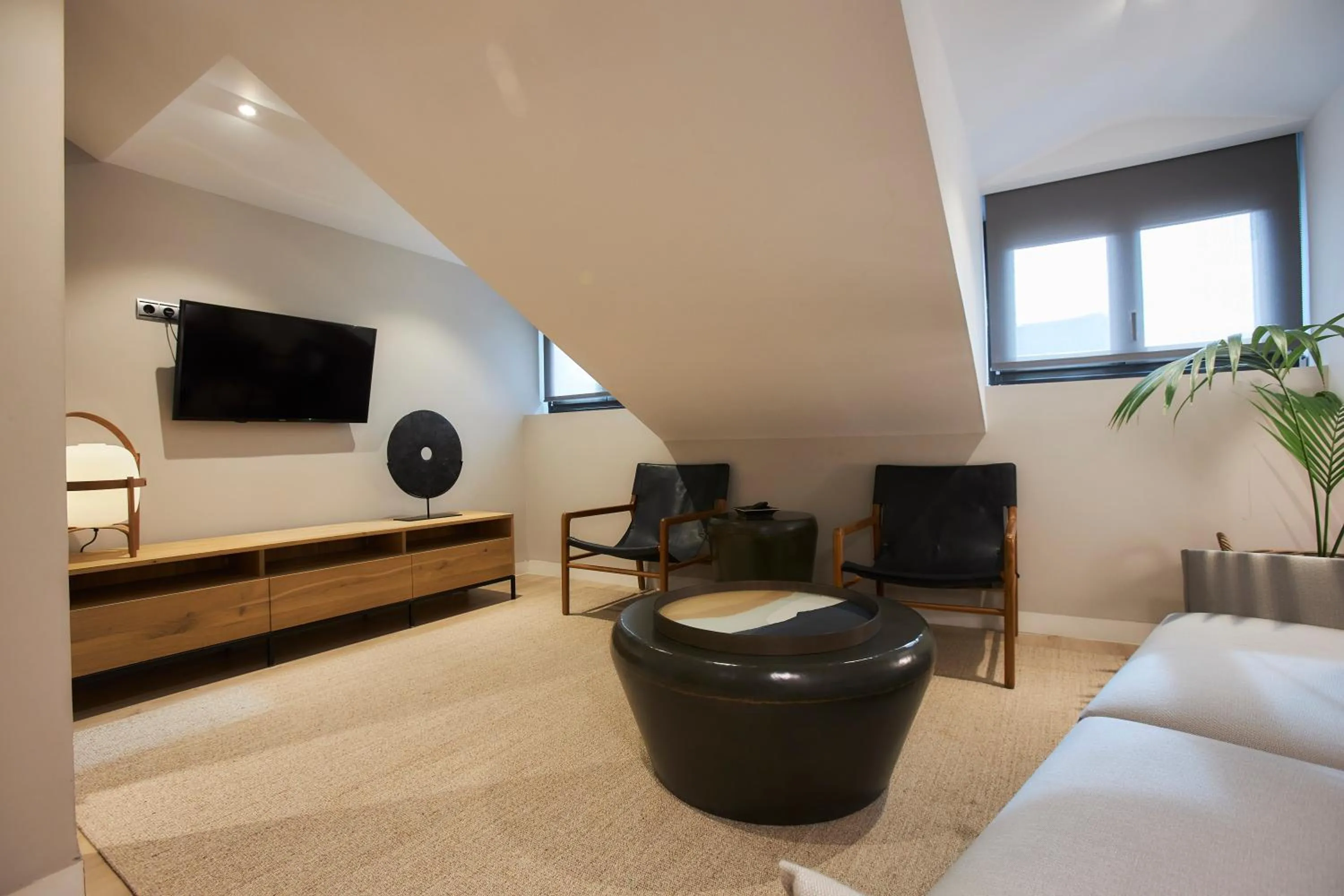 TV and multimedia, Bed in U-Sense Madrid Santa Ana