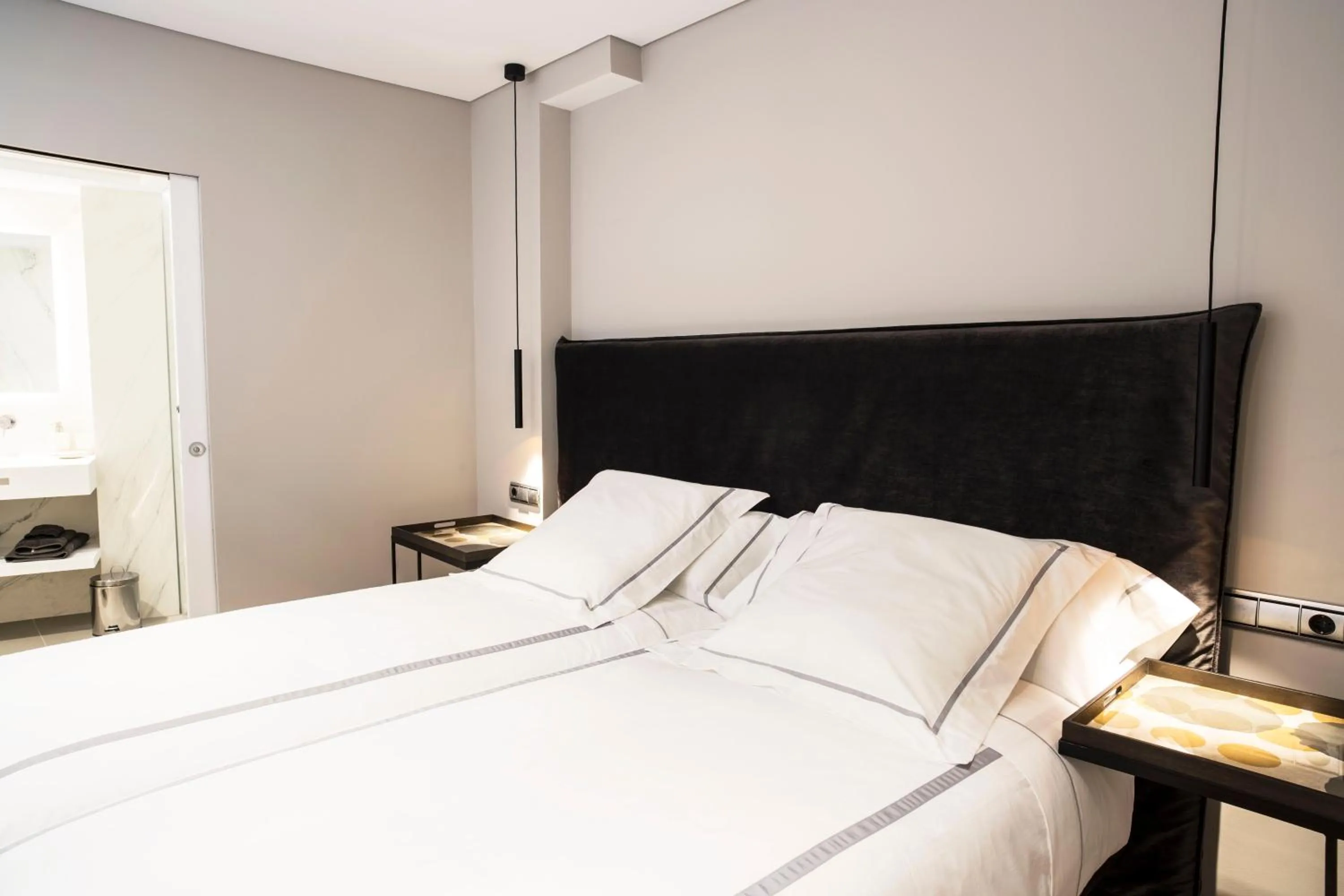 Bed in U-Sense Madrid Santa Ana