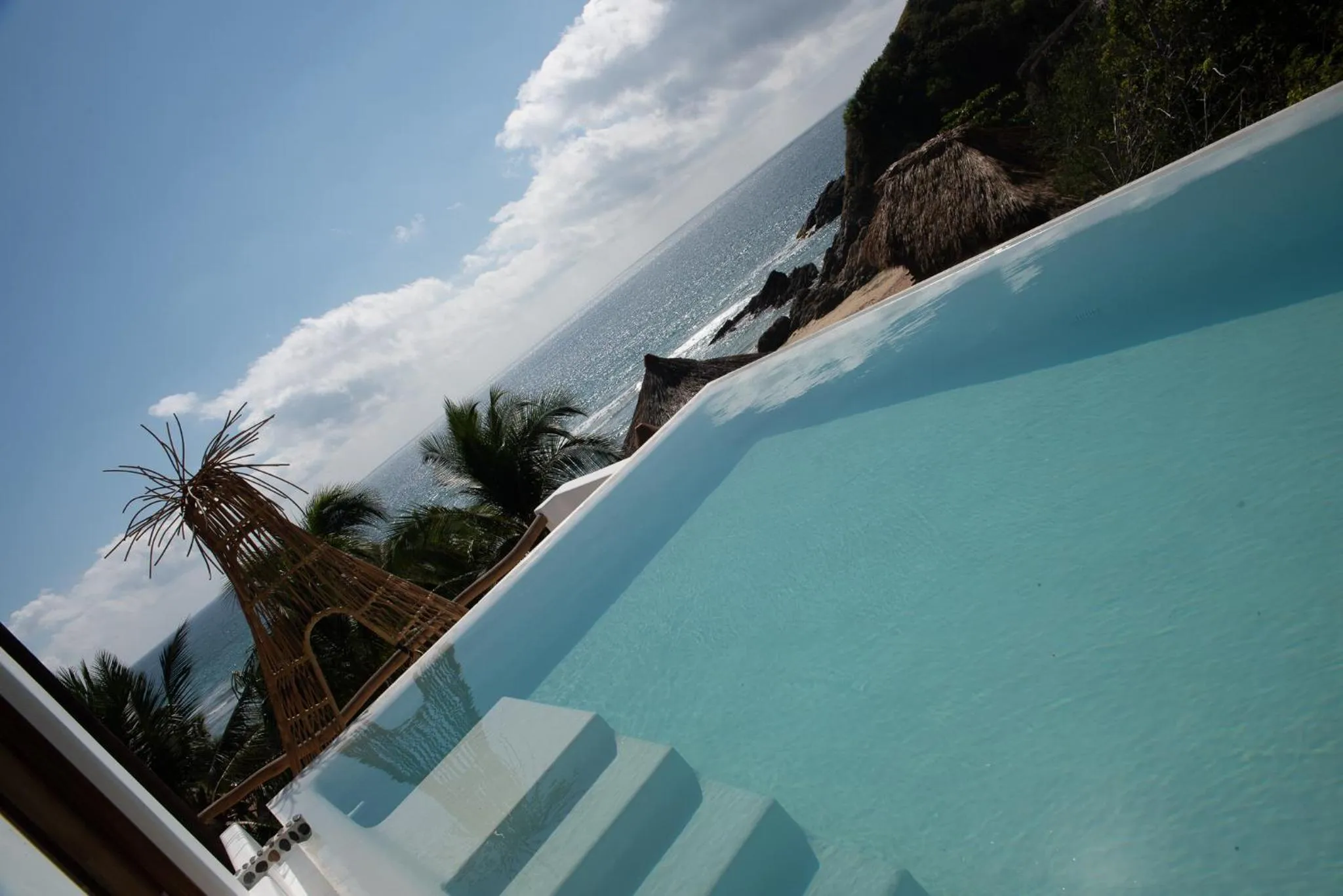 Swimming pool in El Alquimista Yoga Spa