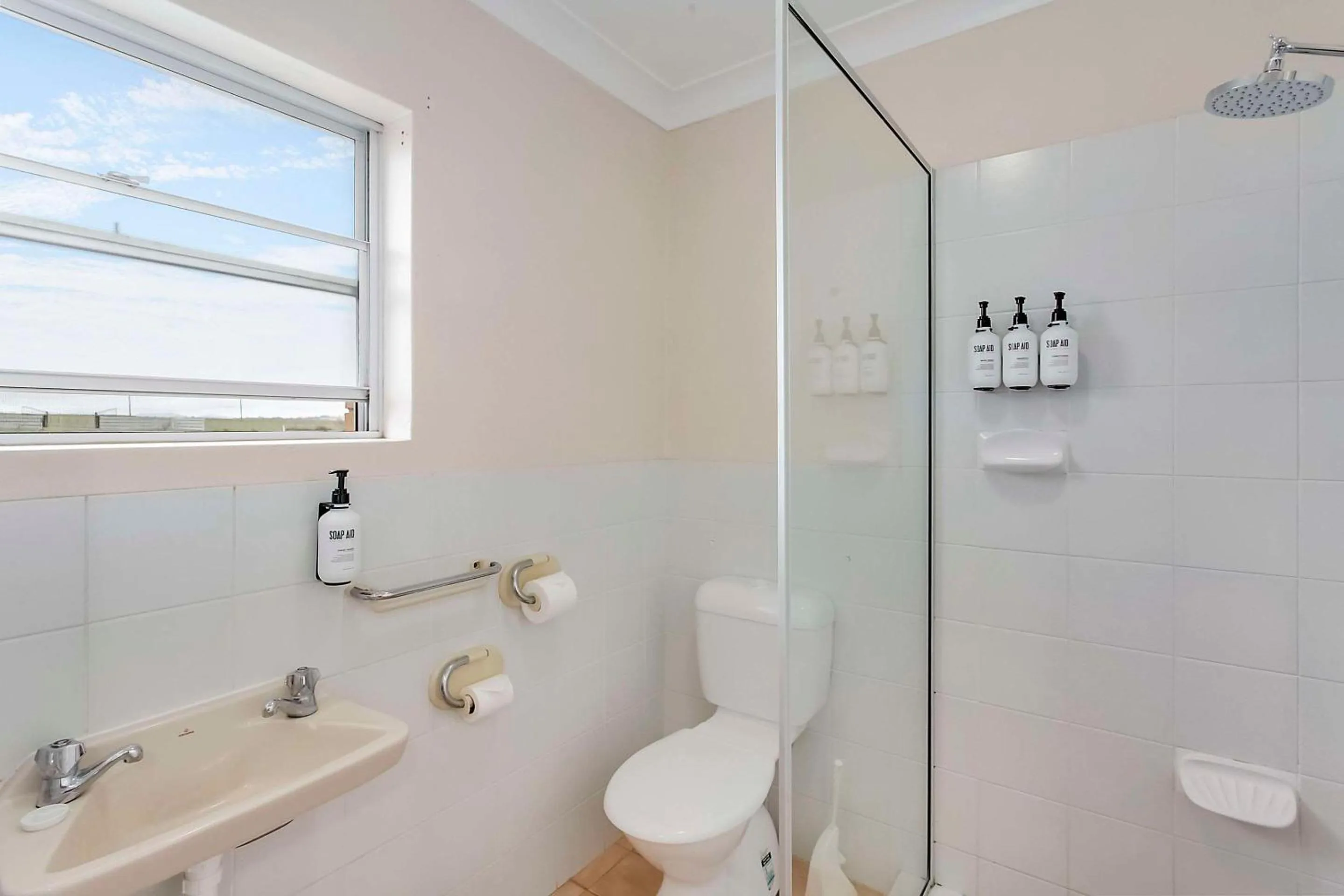 Bedroom in Econo Lodge Savannah Park Tamworth