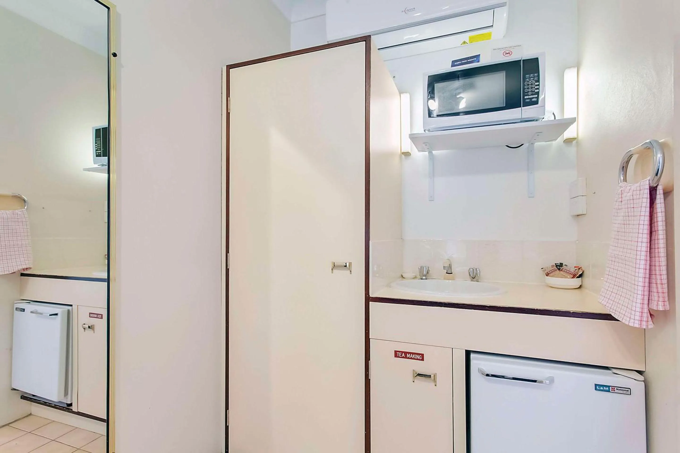 Bedroom in Econo Lodge Savannah Park Tamworth