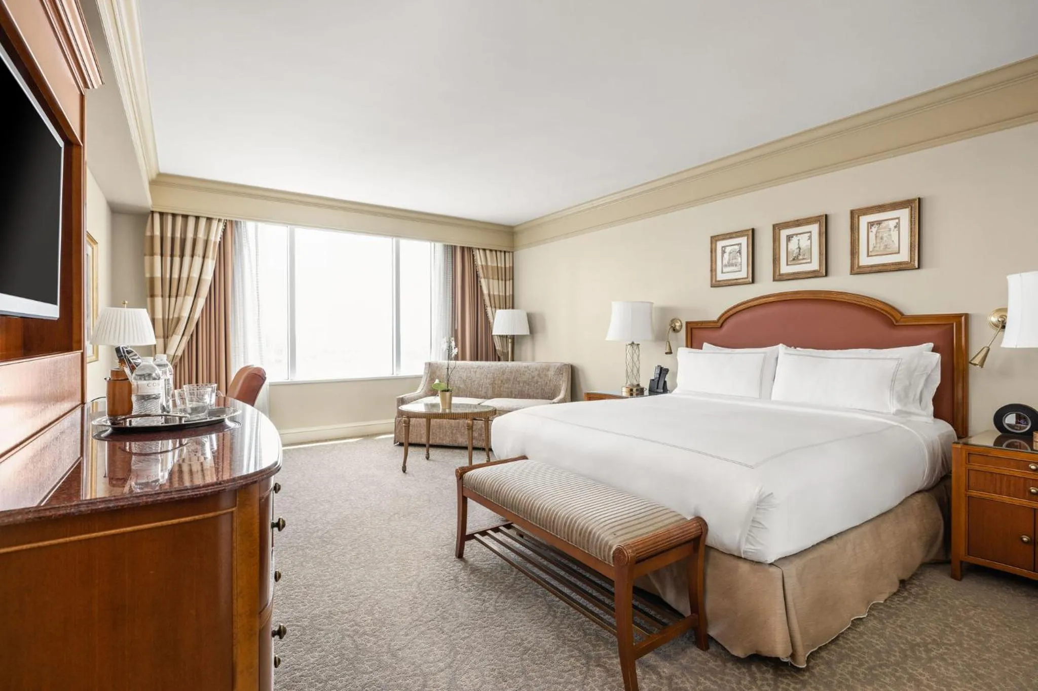 Bedroom, Bed in Conrad Indianapolis