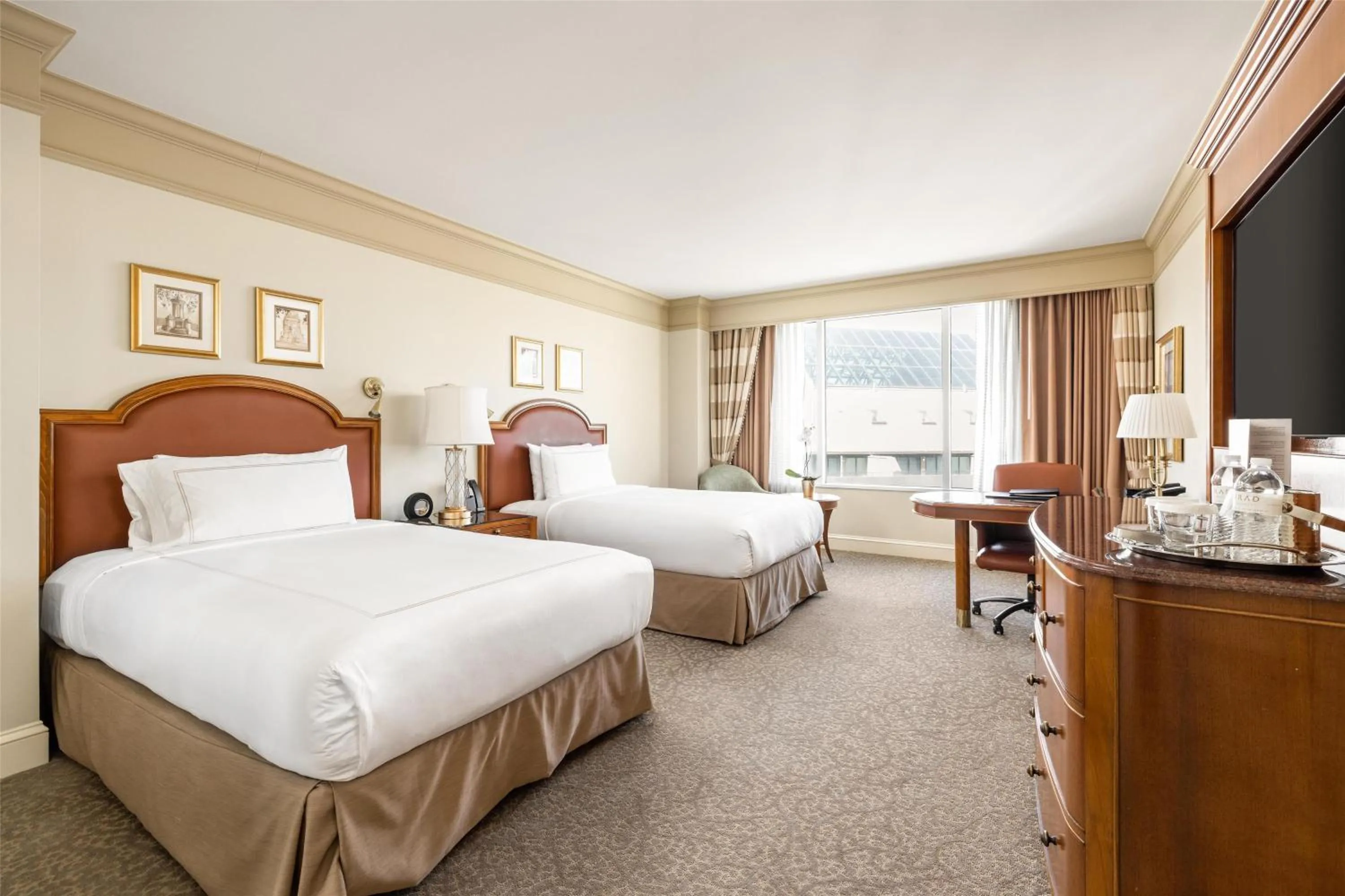 Bedroom, Bed in Conrad Indianapolis