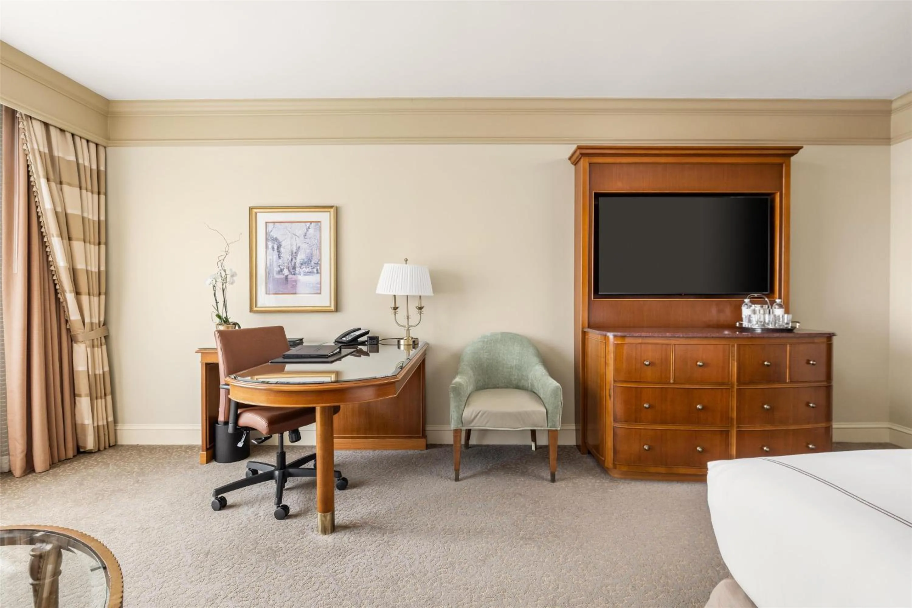 Bedroom in Conrad Indianapolis