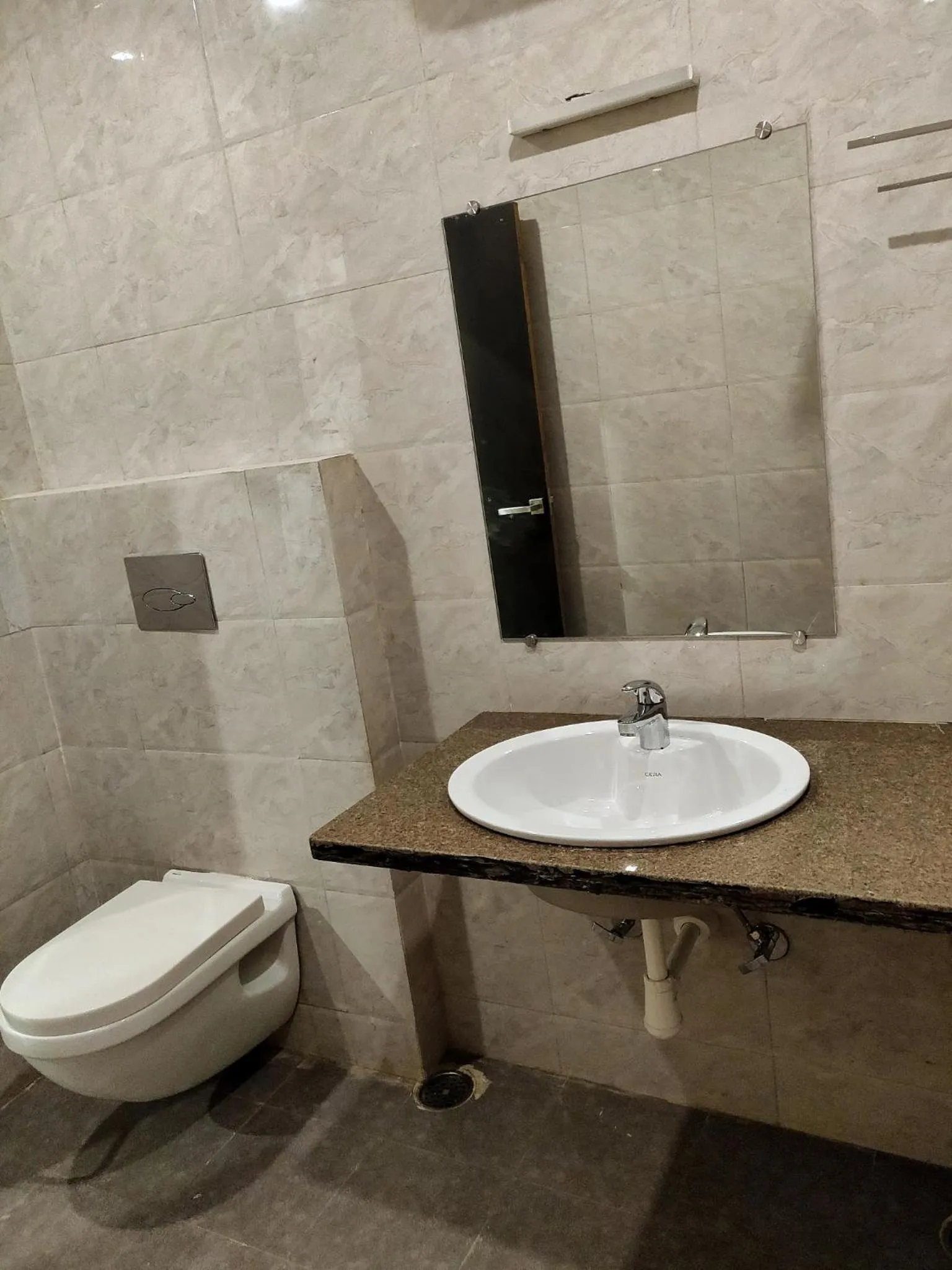 Toilet in Hotel Suryansh