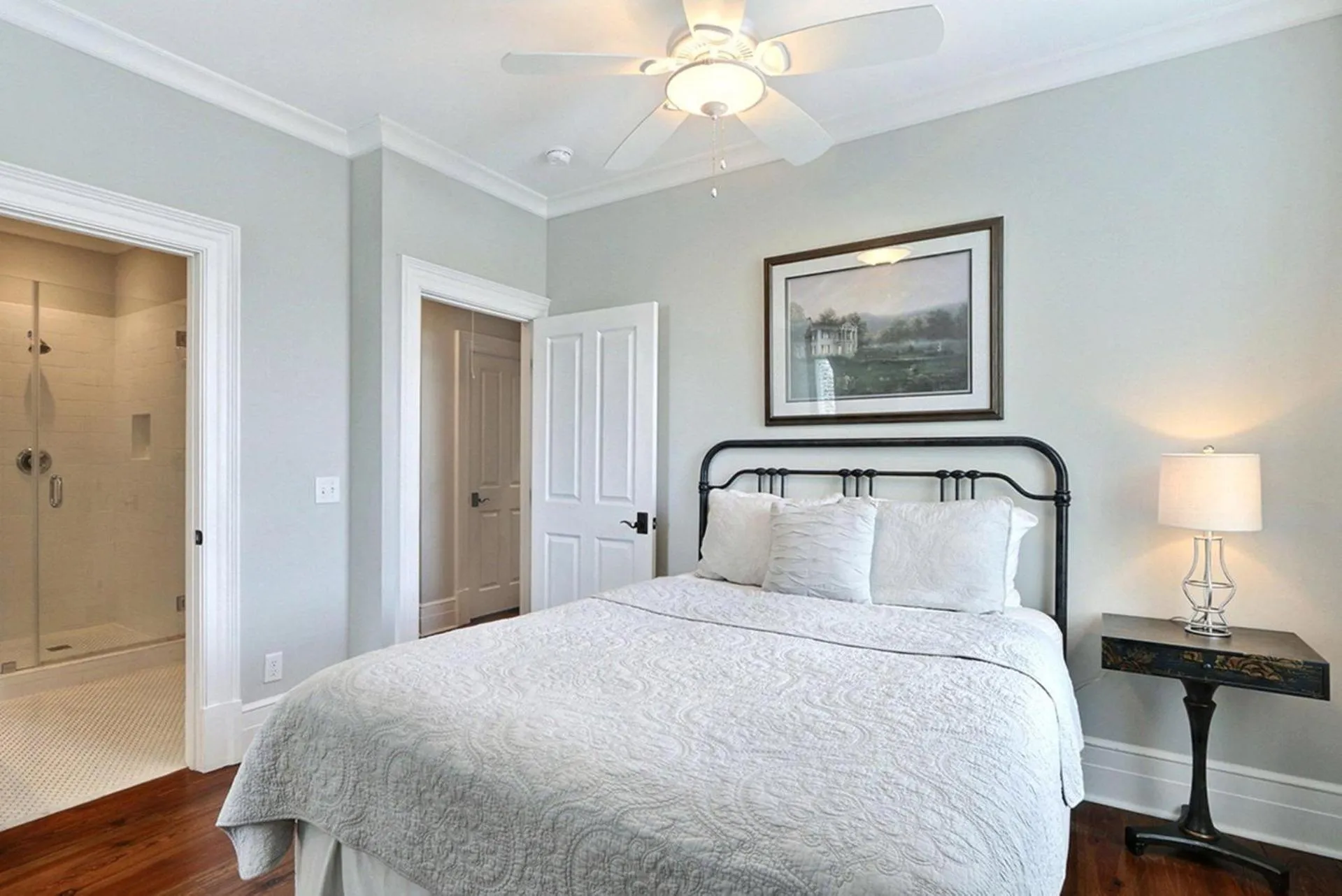 Bed in Jay-Ann House