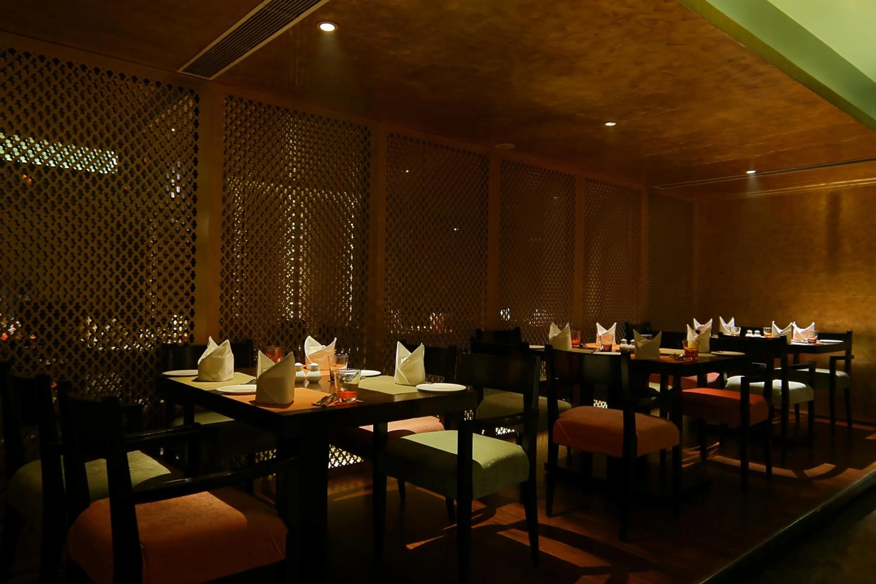 Restaurant/places to eat in Mosaic Original,Noida