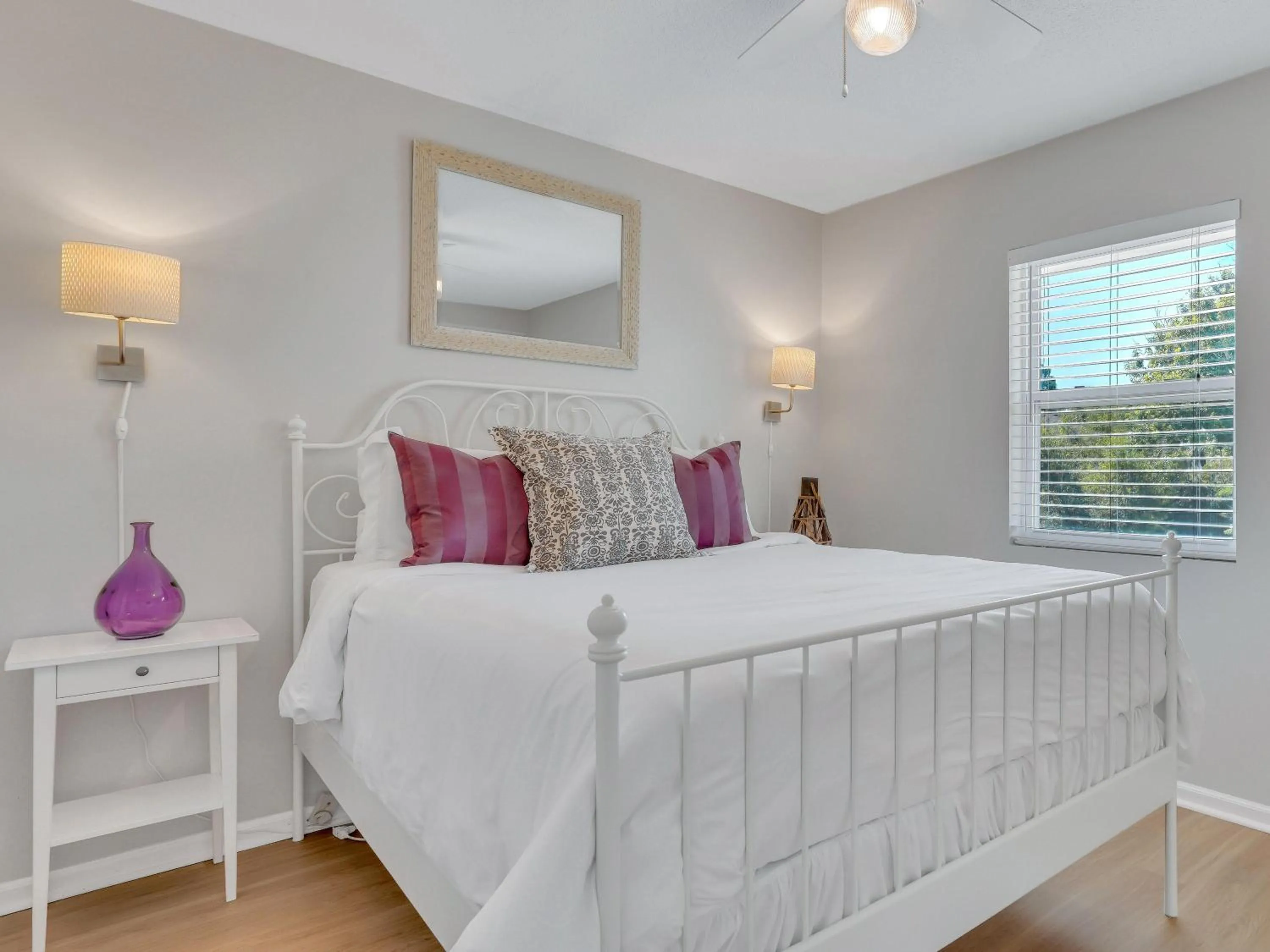 Bed in Tybee Exposure