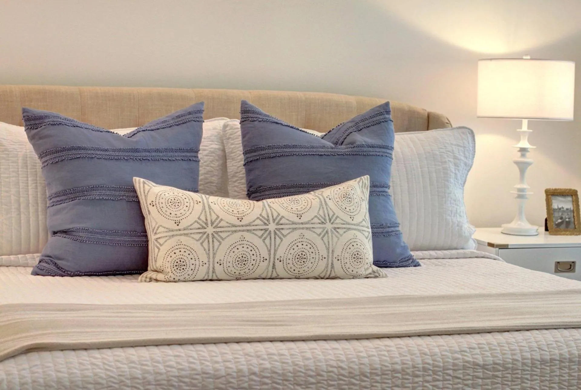 Bed in Habersham Hall