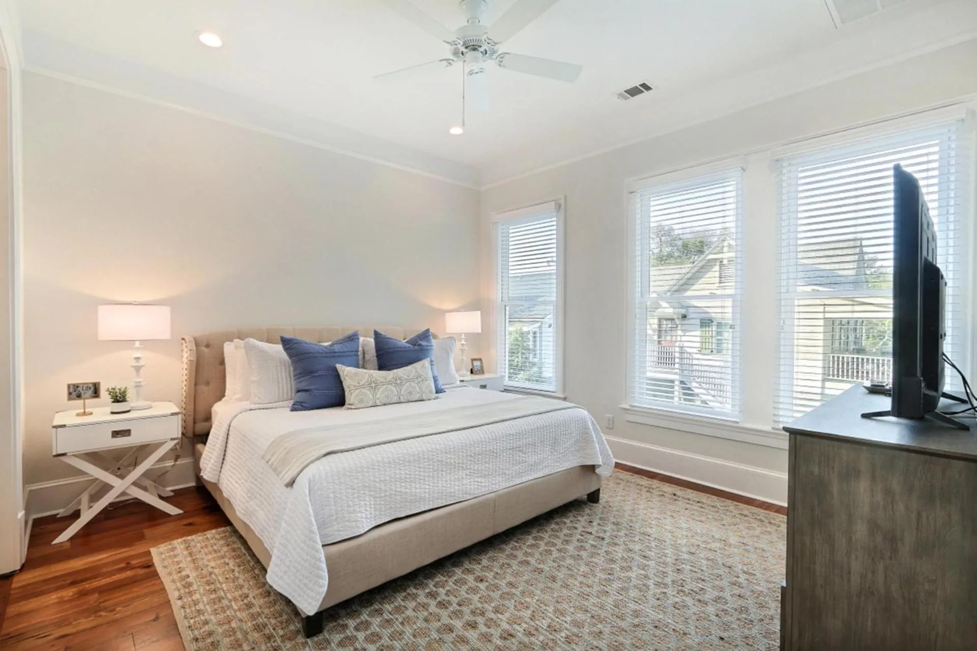 Bed in Habersham Hall