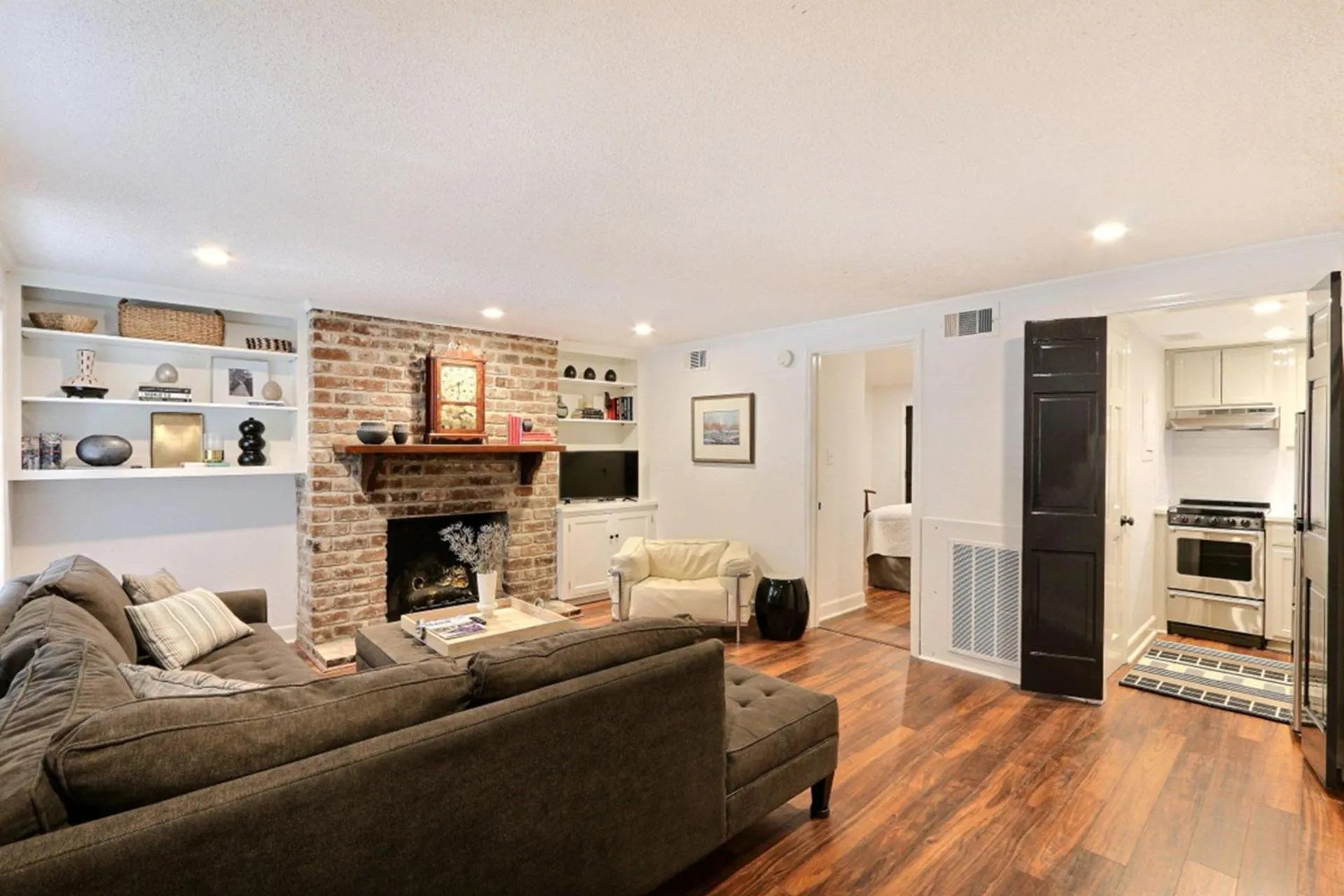 Isaac LaRoche Estate