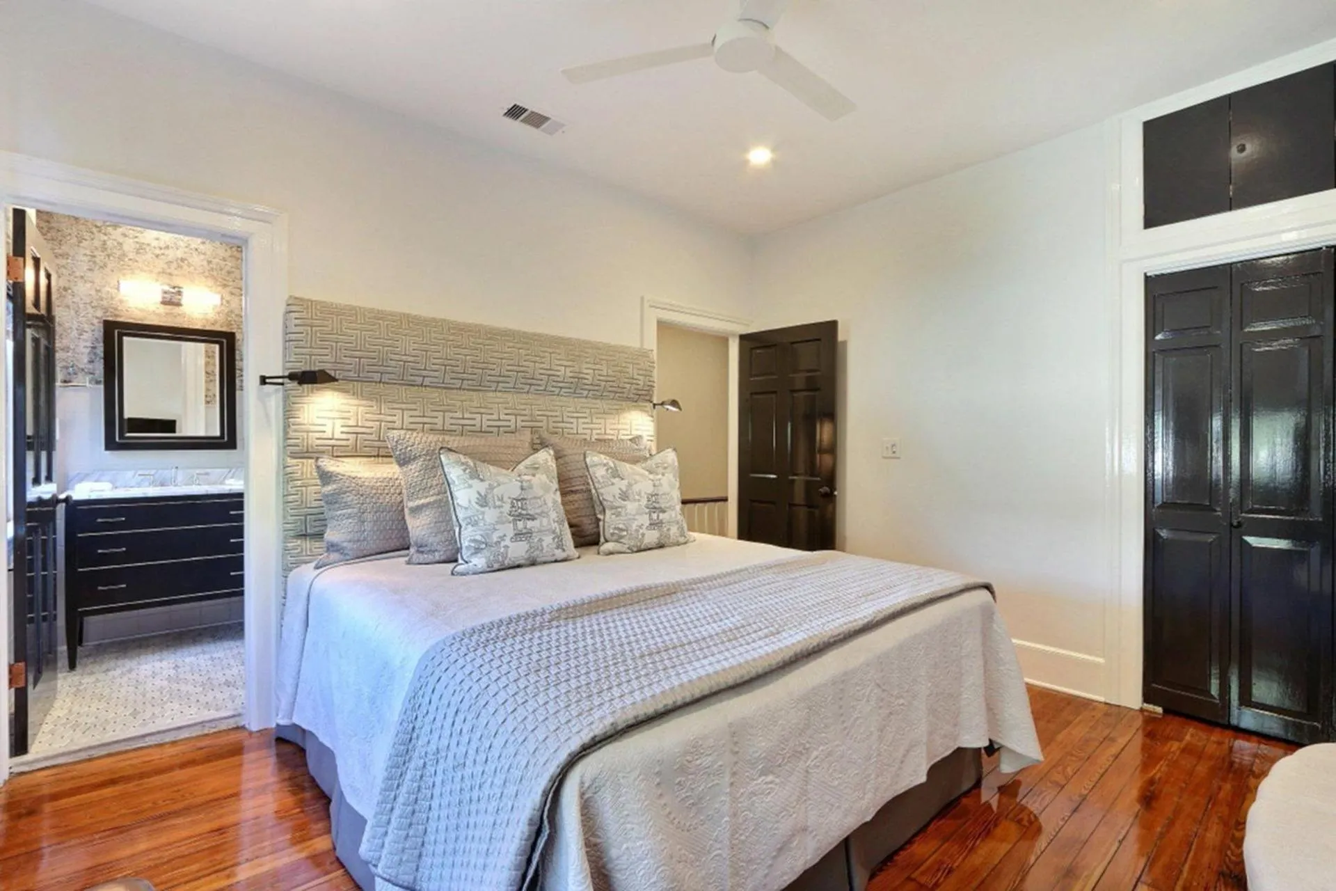 Bed in Isaac LaRoche Estate