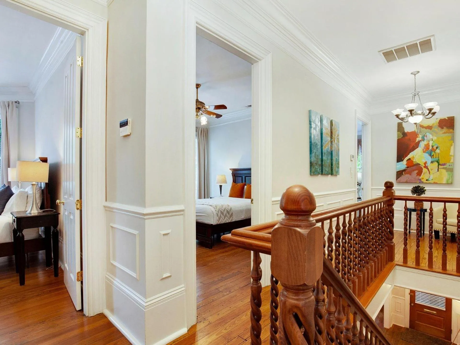 Bed in Whitfield Square