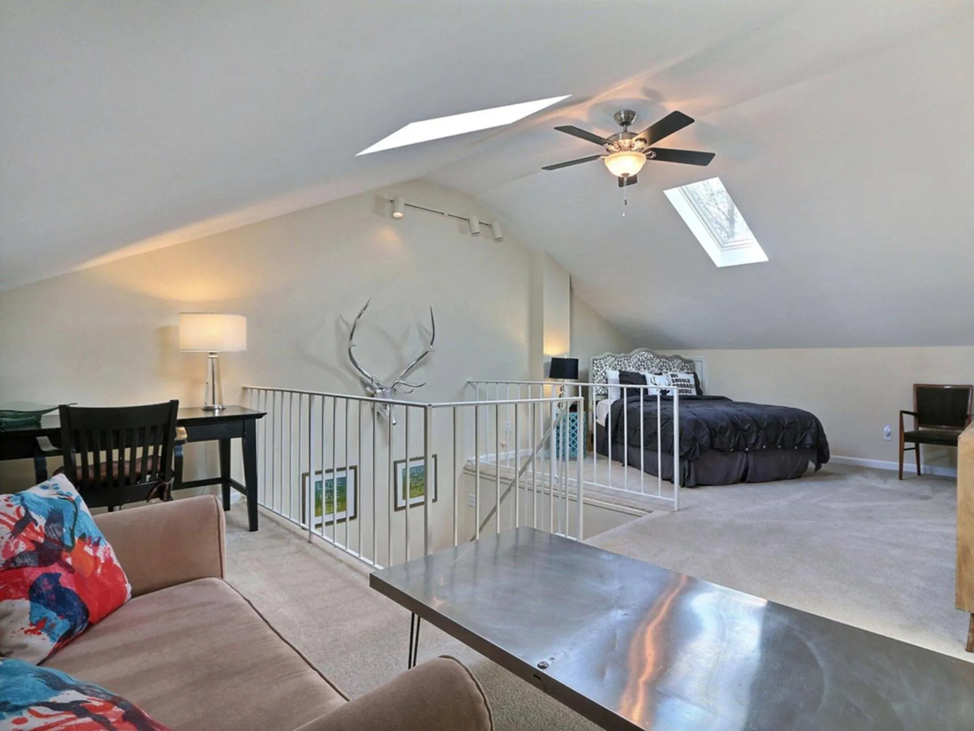 Bed in Pickett`s Place