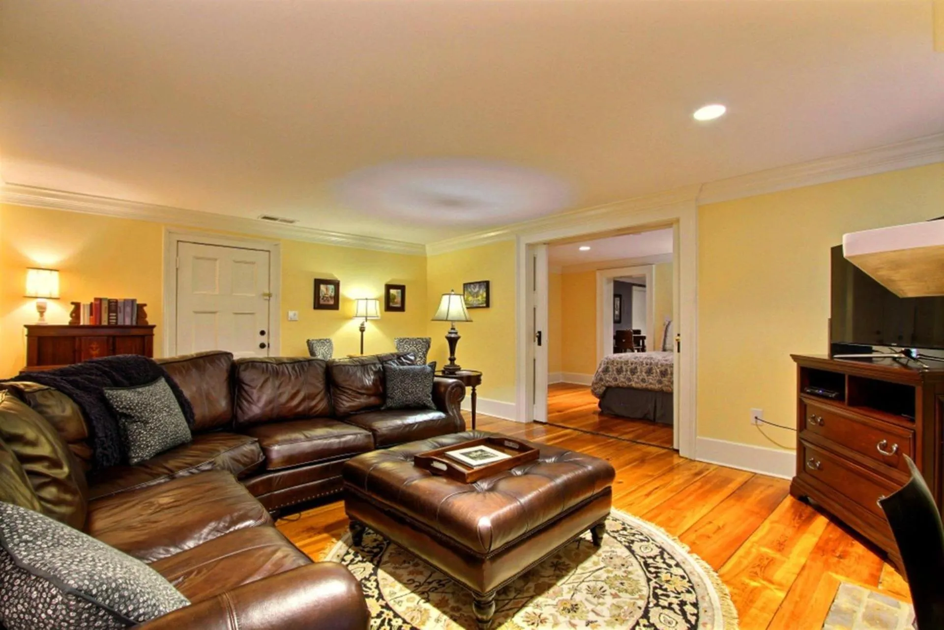 Bird Baldwin Magnolia Suite