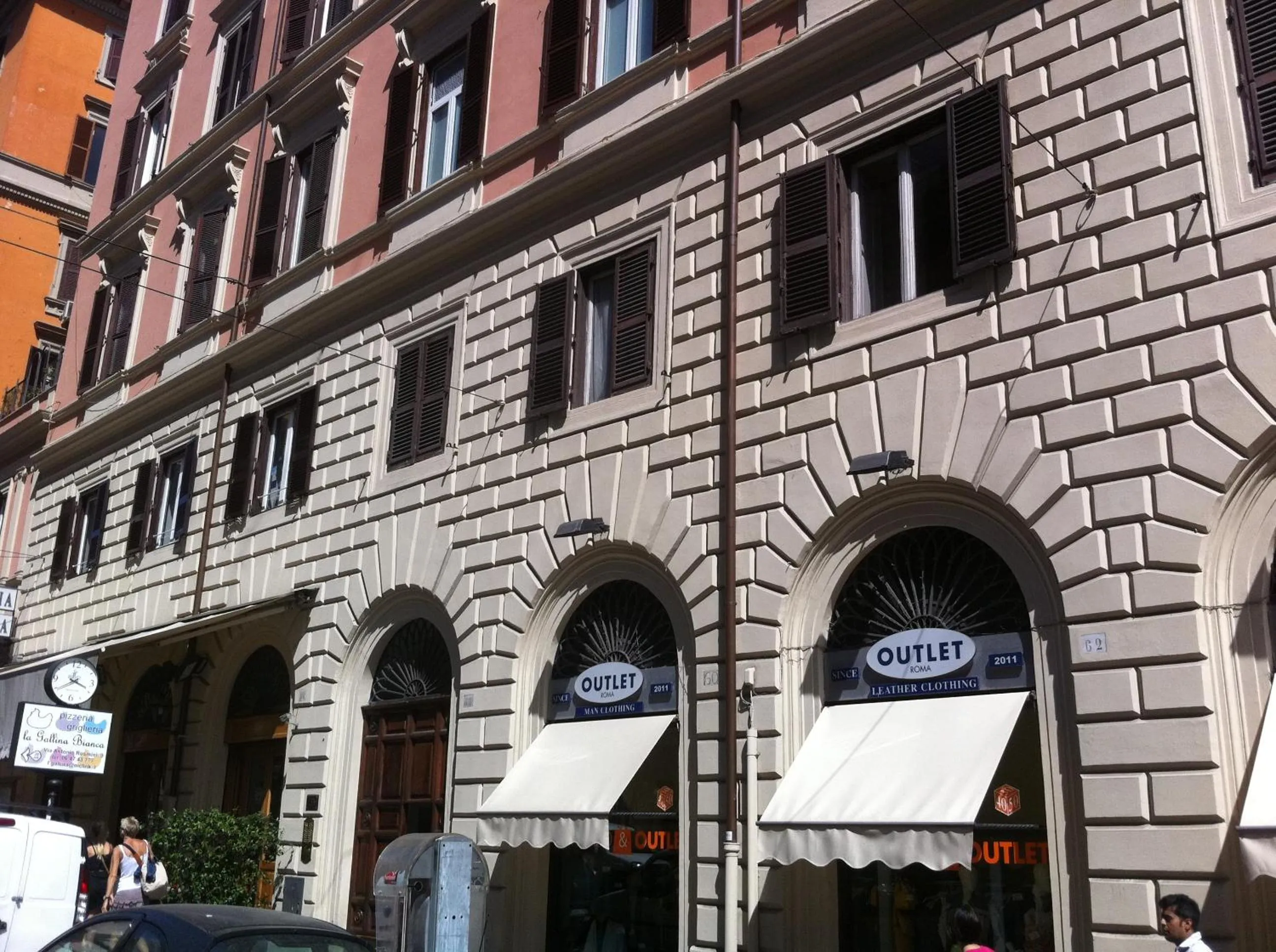 Property building in Relais Cavour Inn