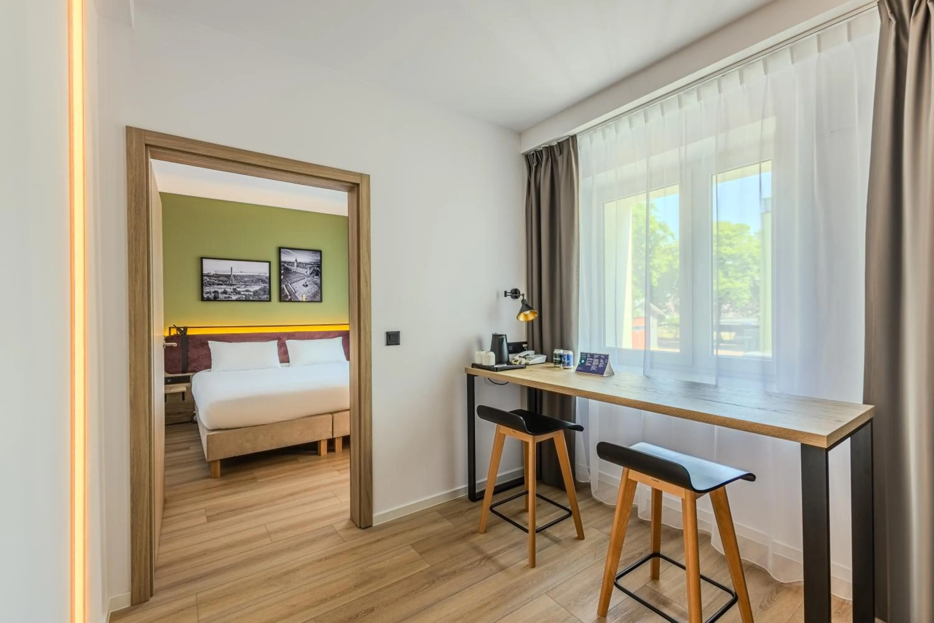 Photo of the whole room, Bed in Campanile Warszawa Północ