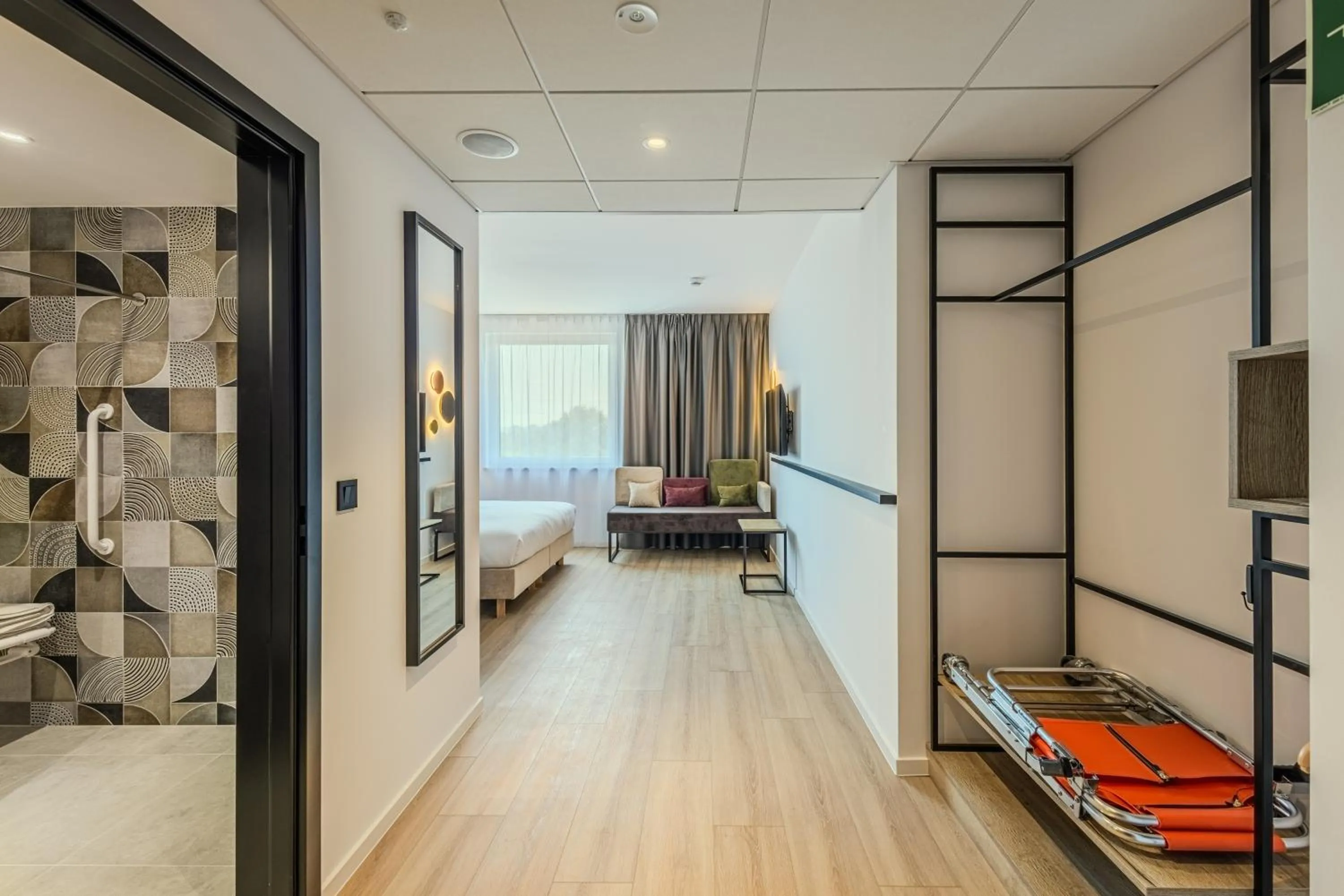 Facility for disabled guests, Bed in Campanile Warszawa Północ