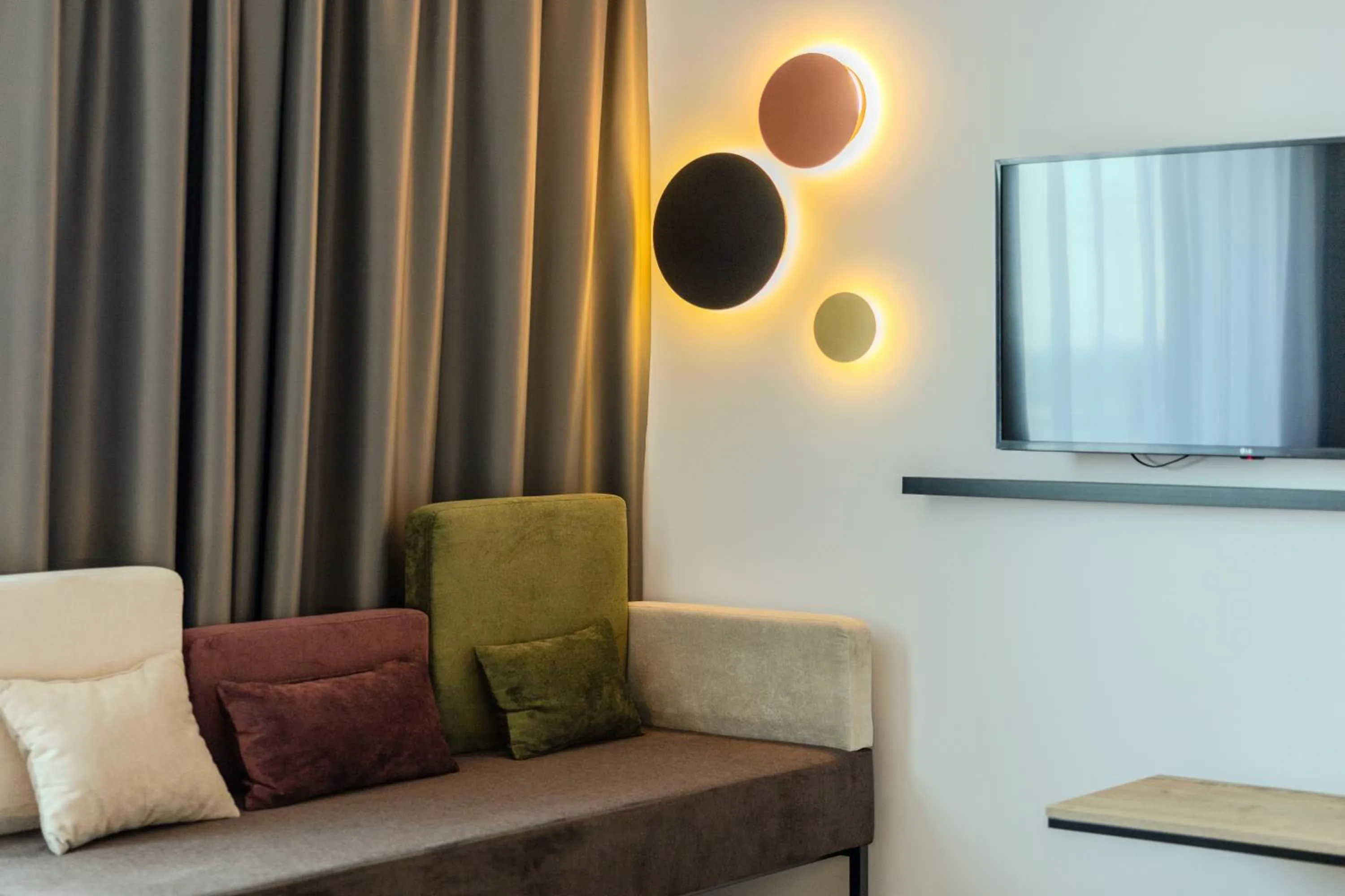 TV and multimedia in Campanile Warszawa Północ