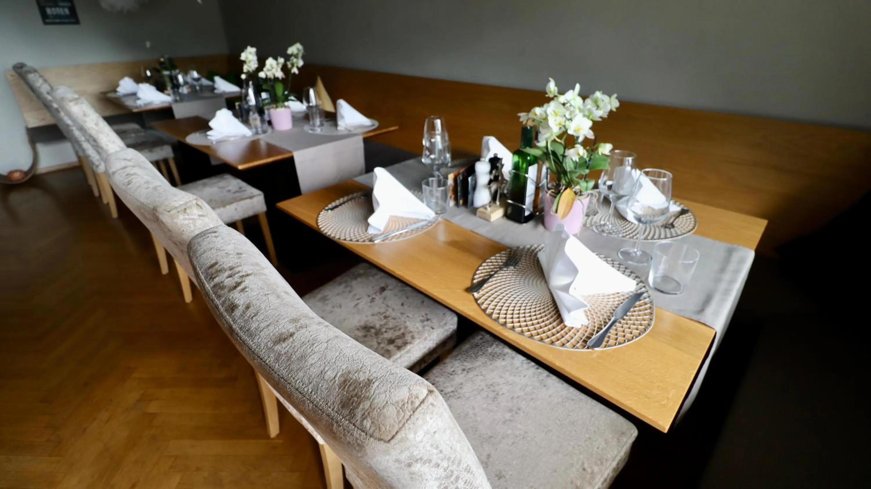 Restaurant/places to eat in Hotel Residence MaVie