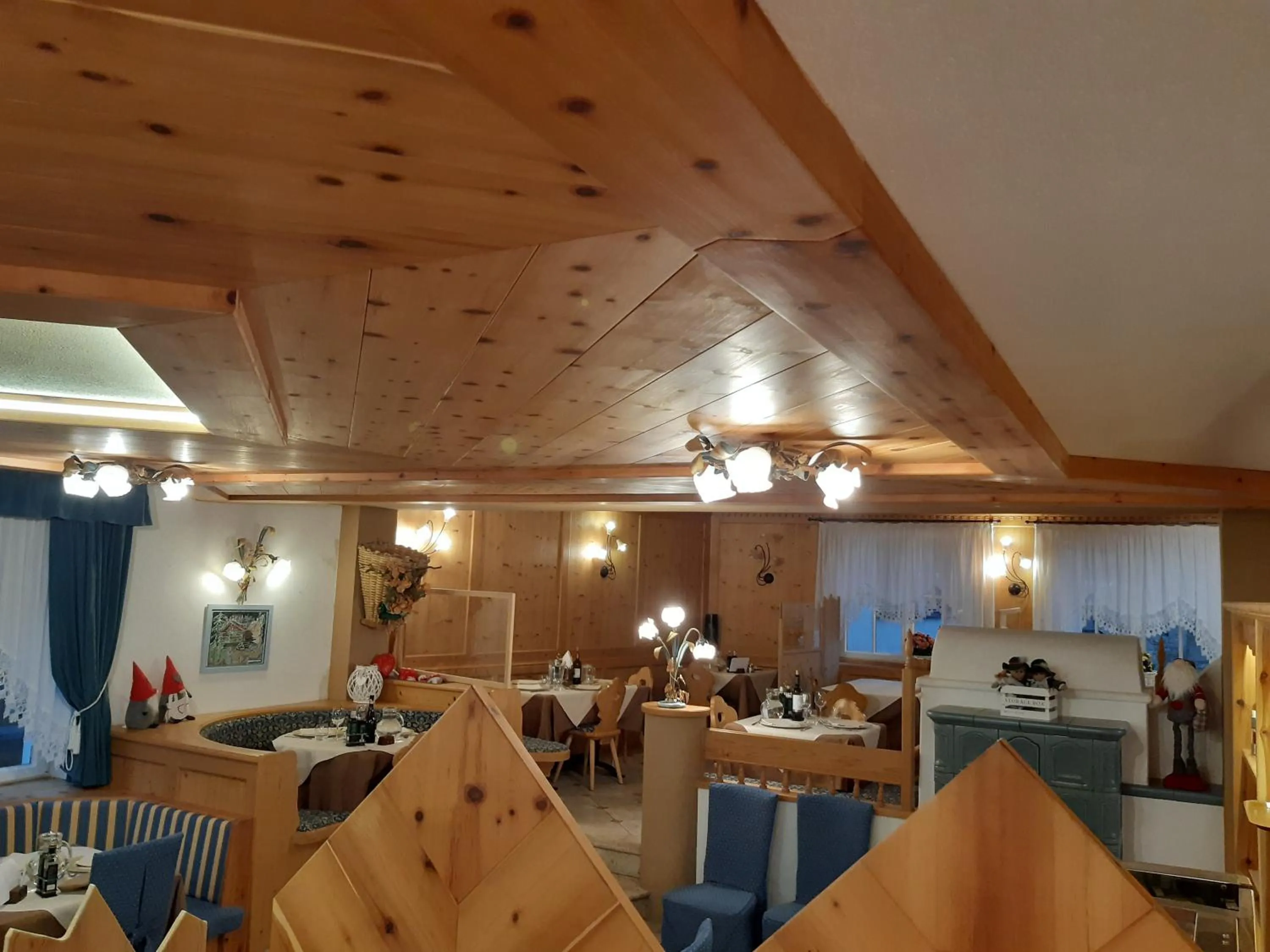 Restaurant/places to eat in Hotel El Pilon