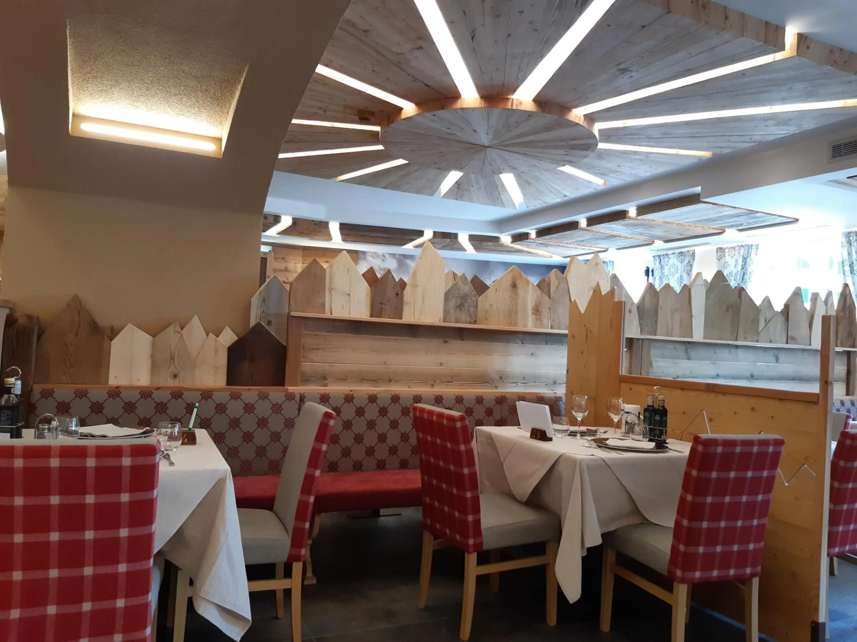 Restaurant/places to eat in Hotel El Pilon