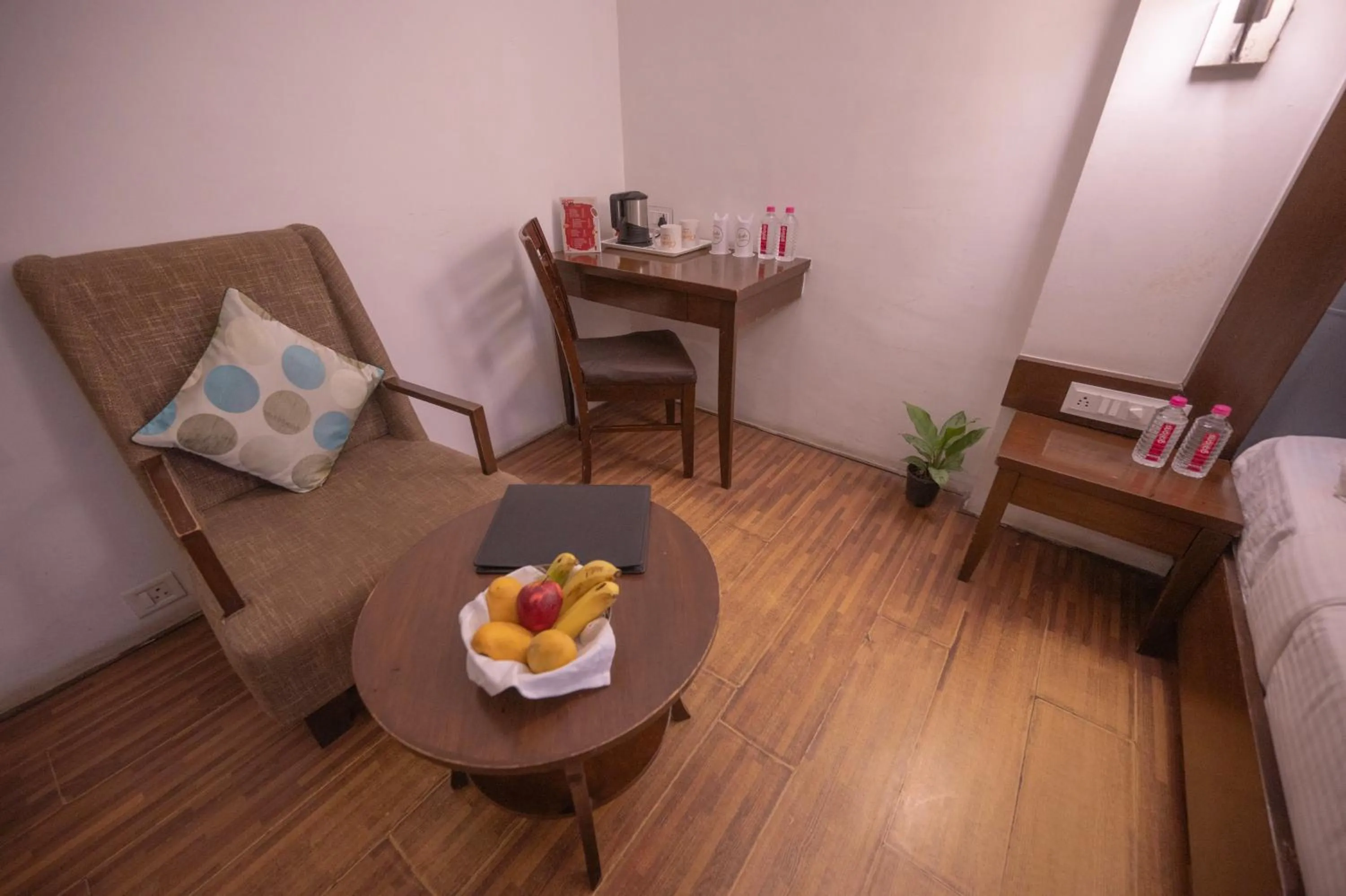 Hotel Clarks Collection Bhavnagar