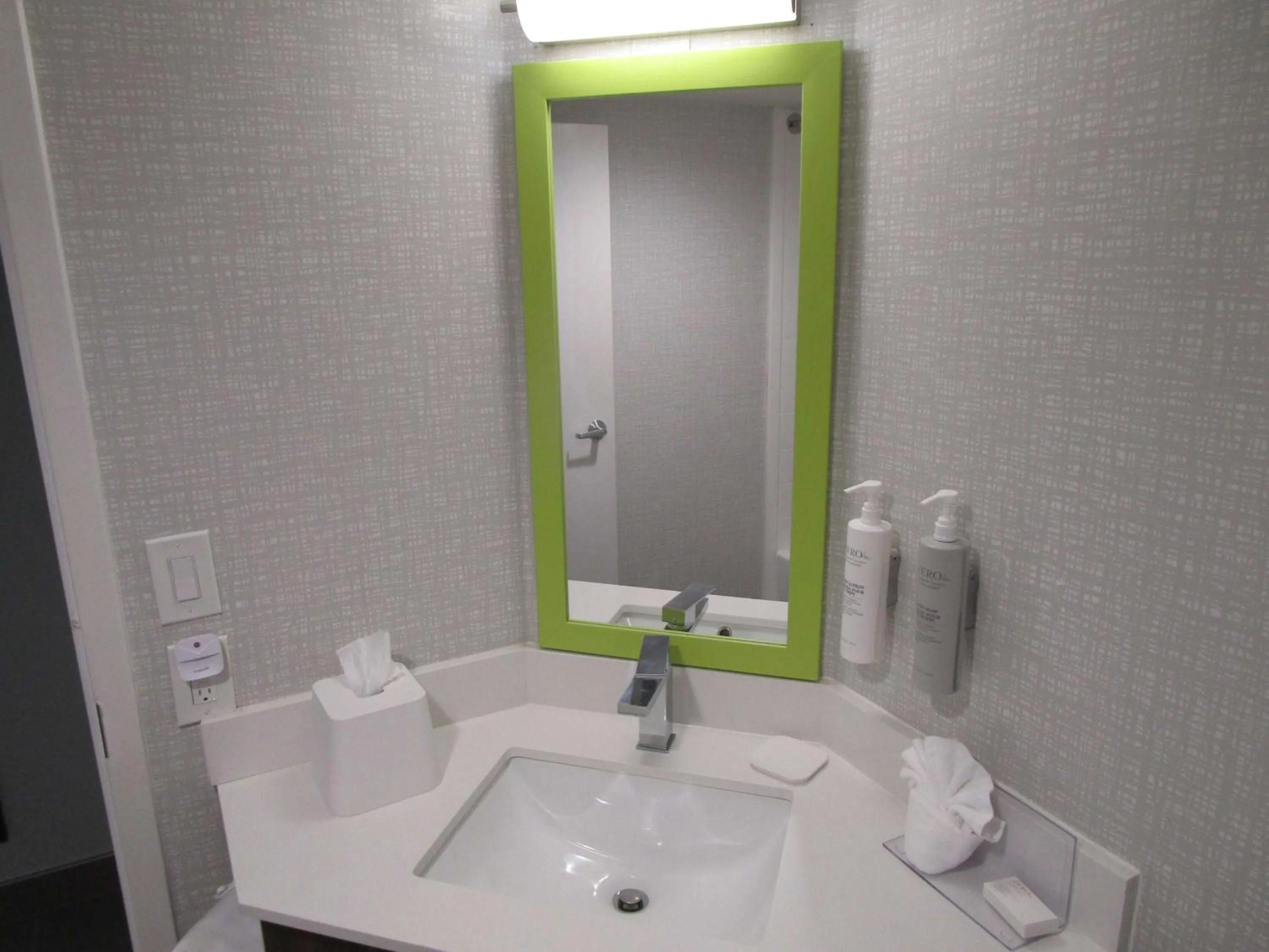 Bathroom in Best Western Cy-Fair