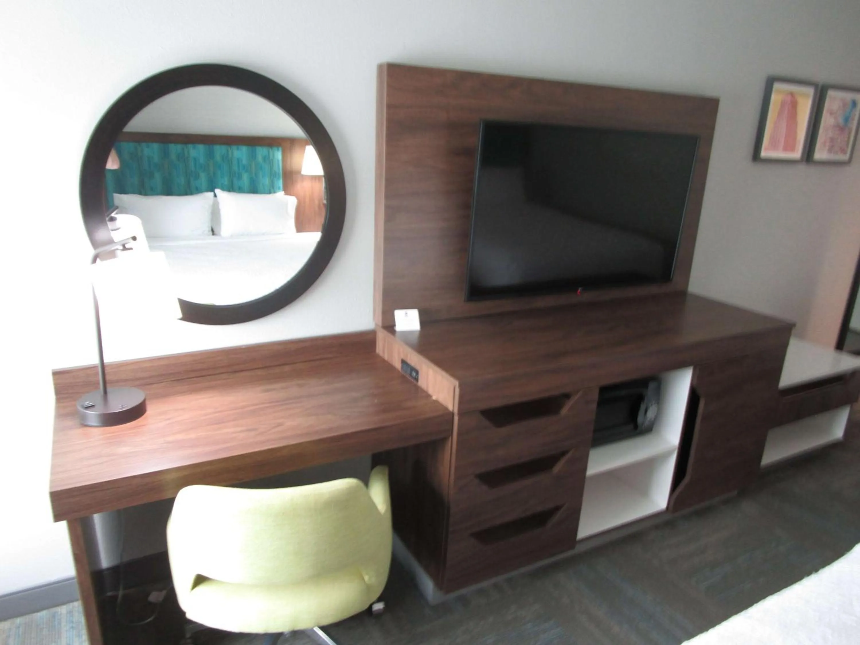 Bedroom in Best Western Cy-Fair