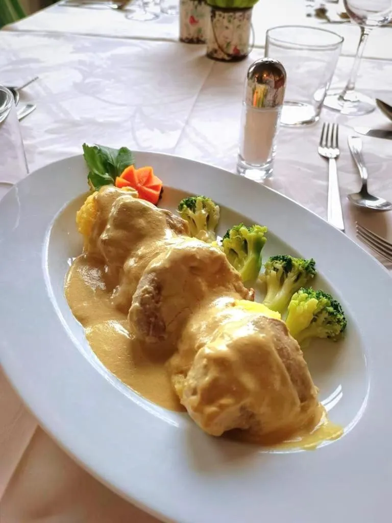 Restaurant/places to eat in Hotel Ramoverde