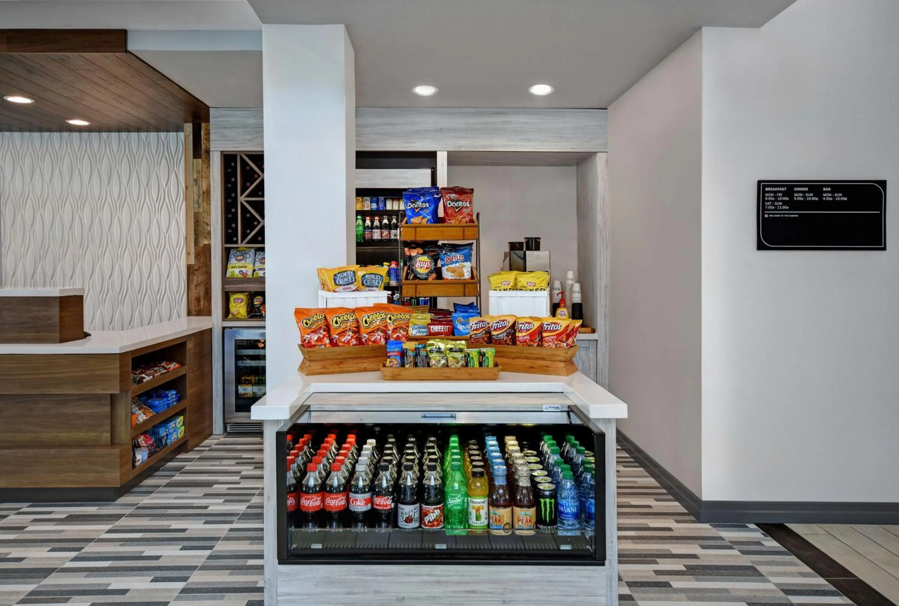 Restaurant/places to eat in Hilton Garden Inn Houston/Galleria Area