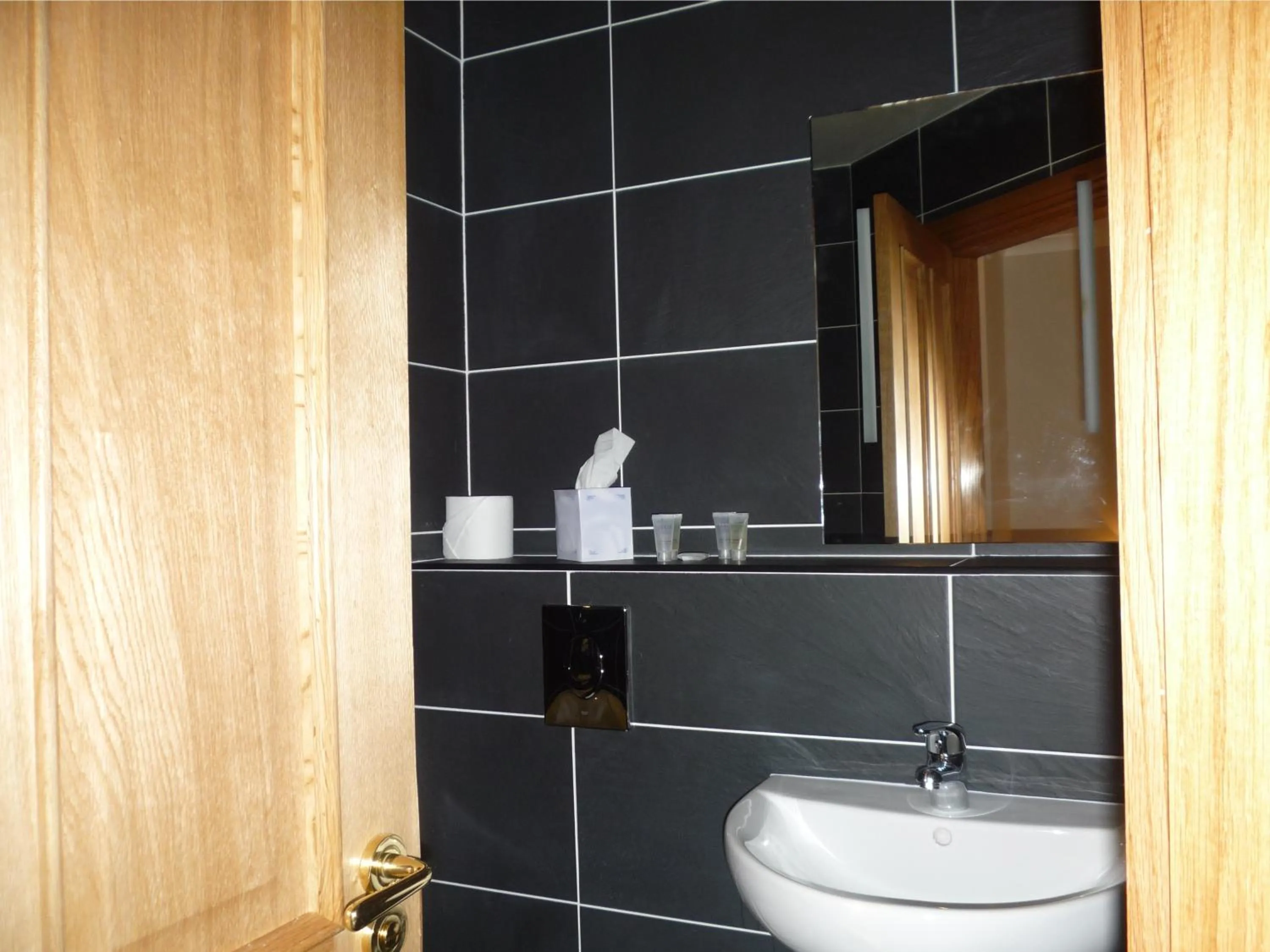 Bedroom in The Spread Eagle Hotel