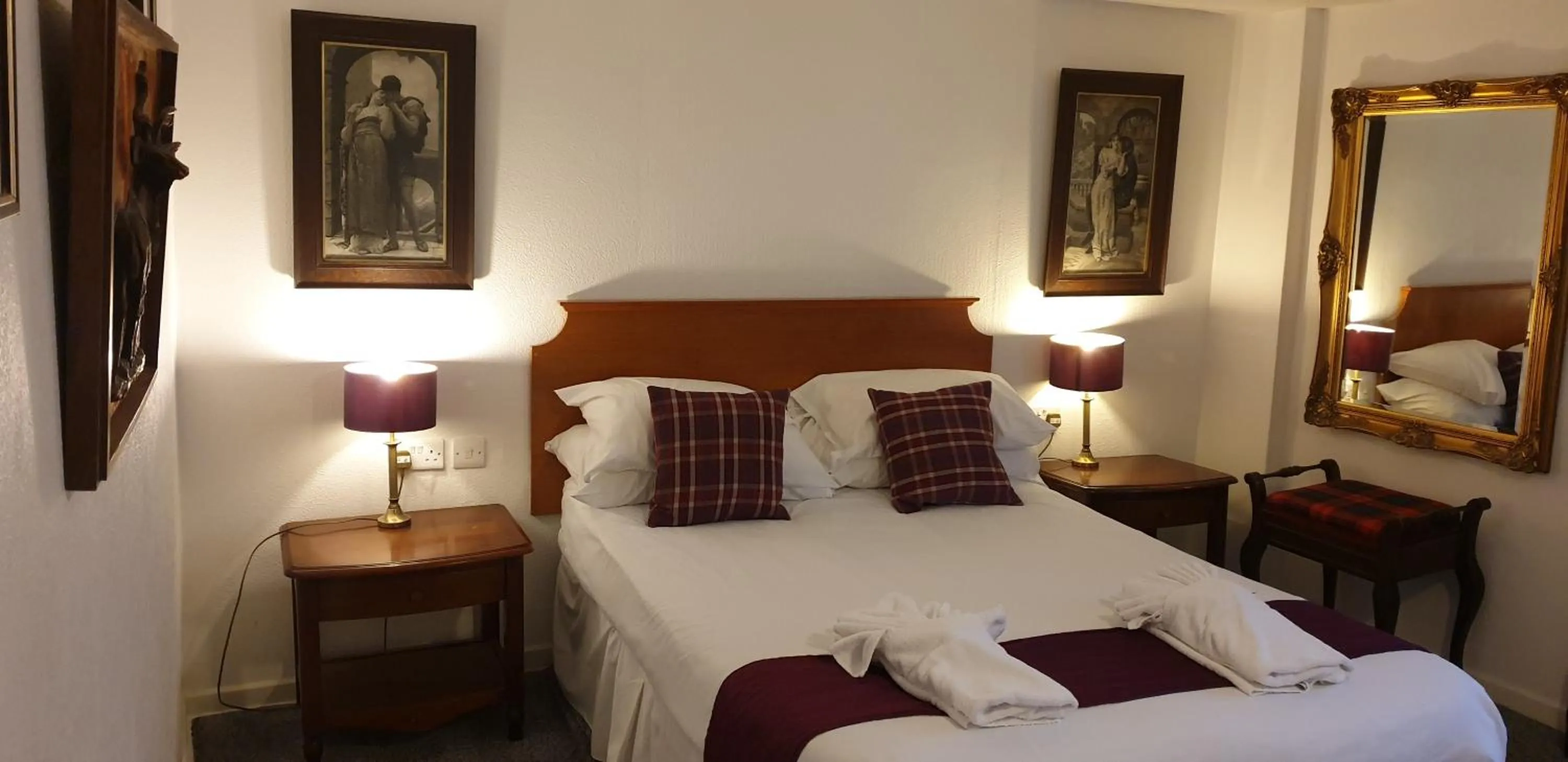 Bed in The Spread Eagle Hotel