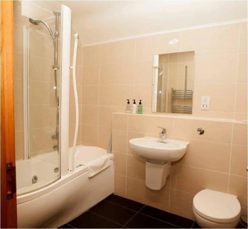 Bathroom in The Spread Eagle Hotel