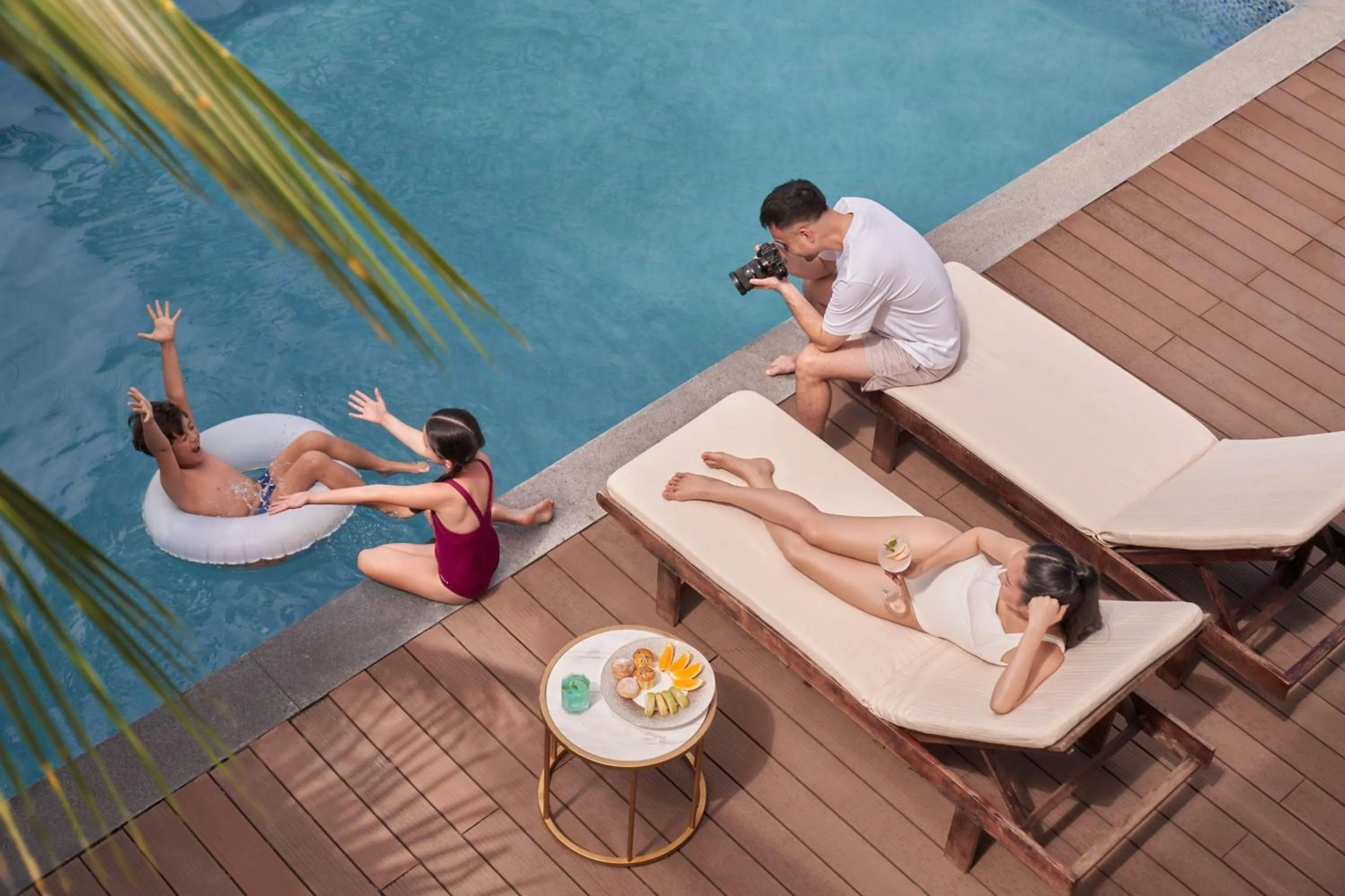 Swimming pool in Nha Trang Marriott Resort & Spa, Hon Tre Island